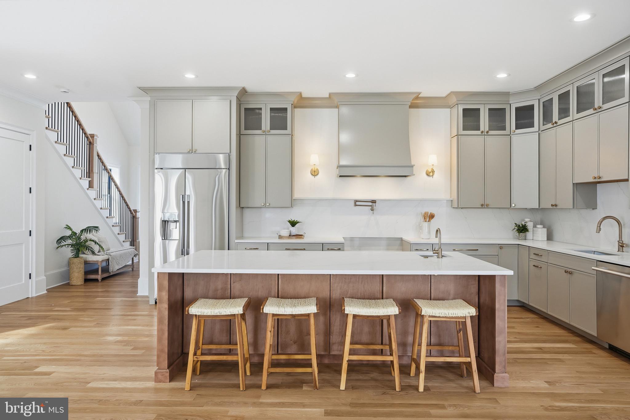 BERKSHIRE OAKWOOD - Residential