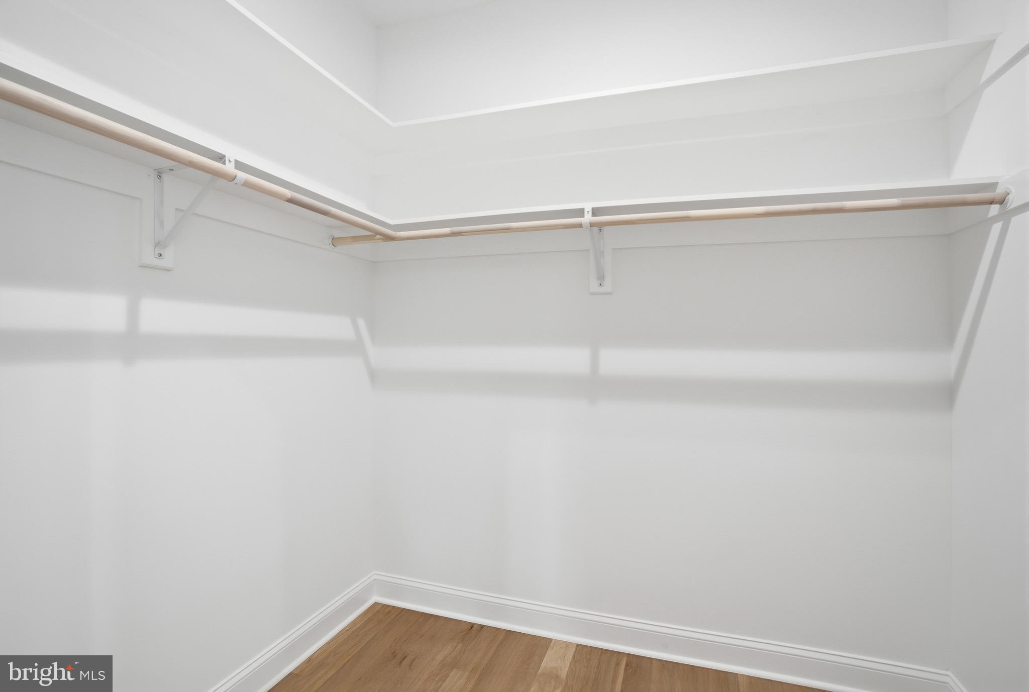 BERKSHIRE OAKWOOD - Residential