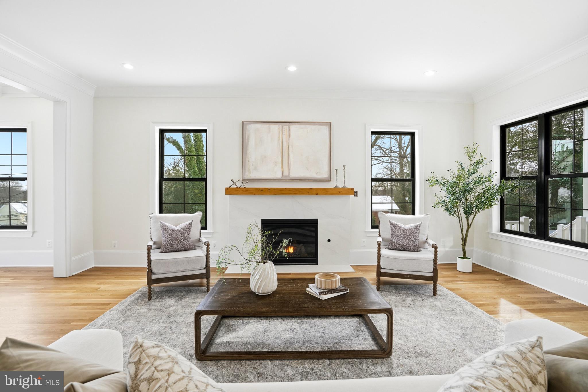 BERKSHIRE OAKWOOD - Residential