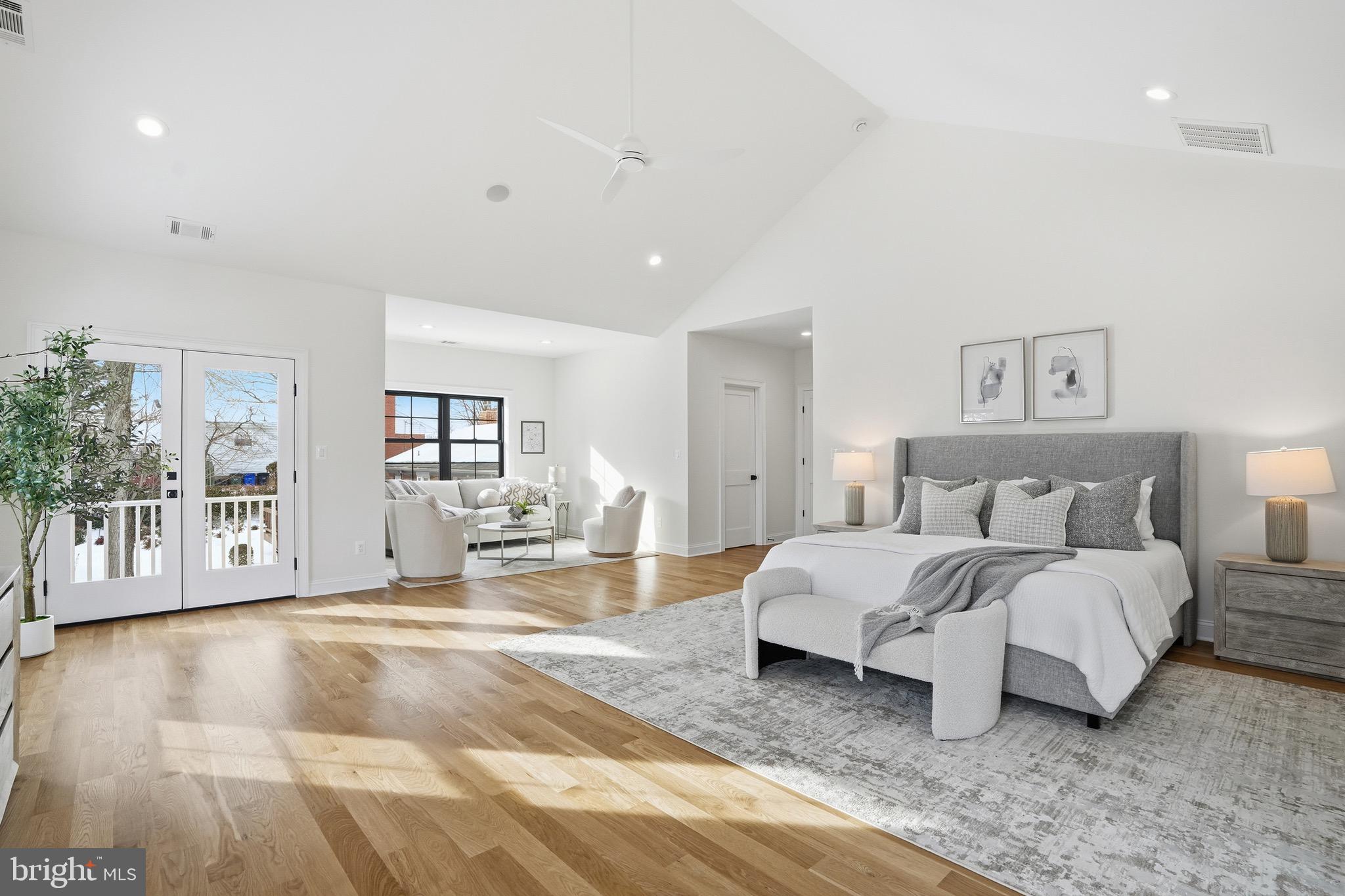 BERKSHIRE OAKWOOD - Residential