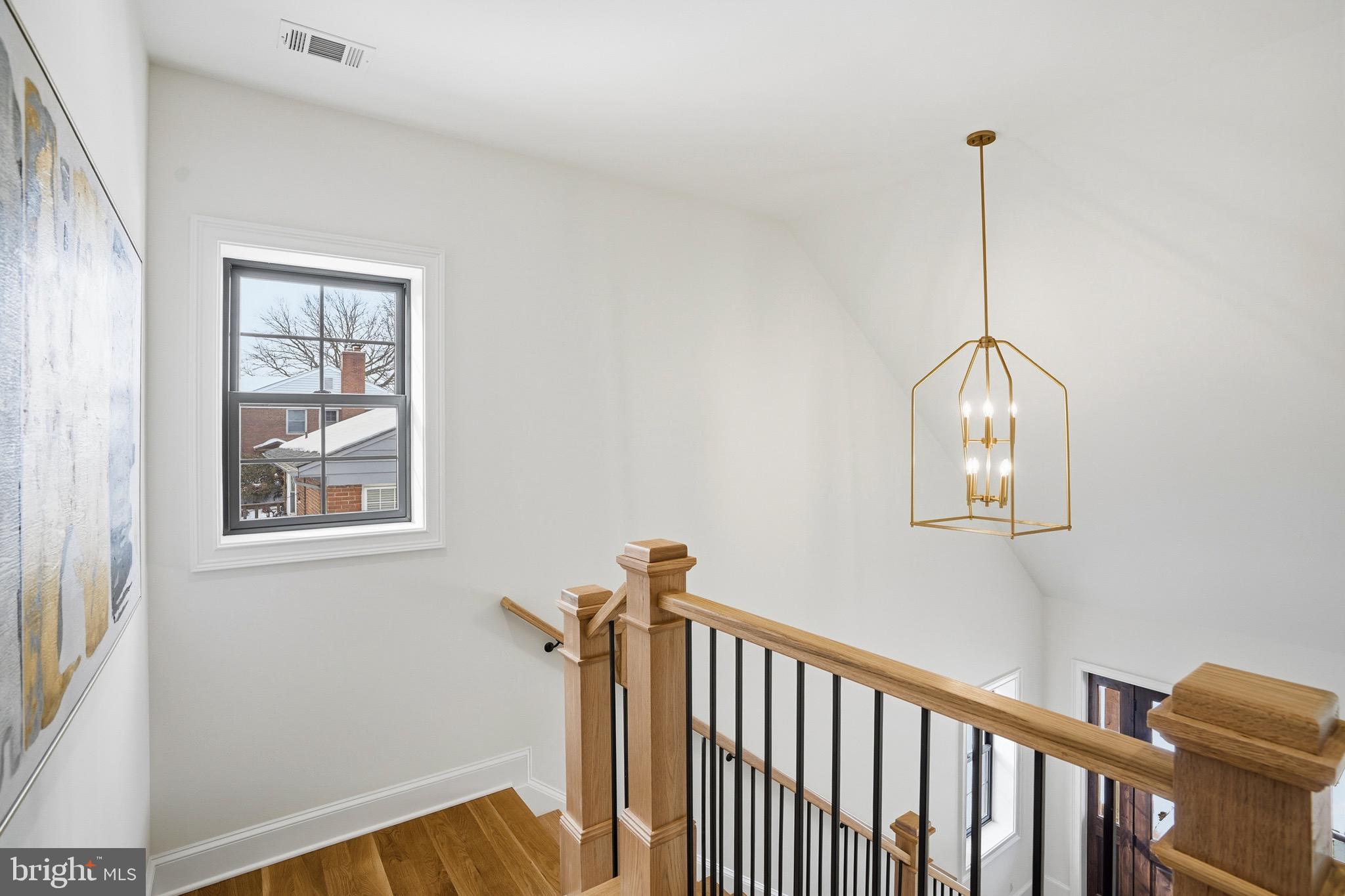 BERKSHIRE OAKWOOD - Residential