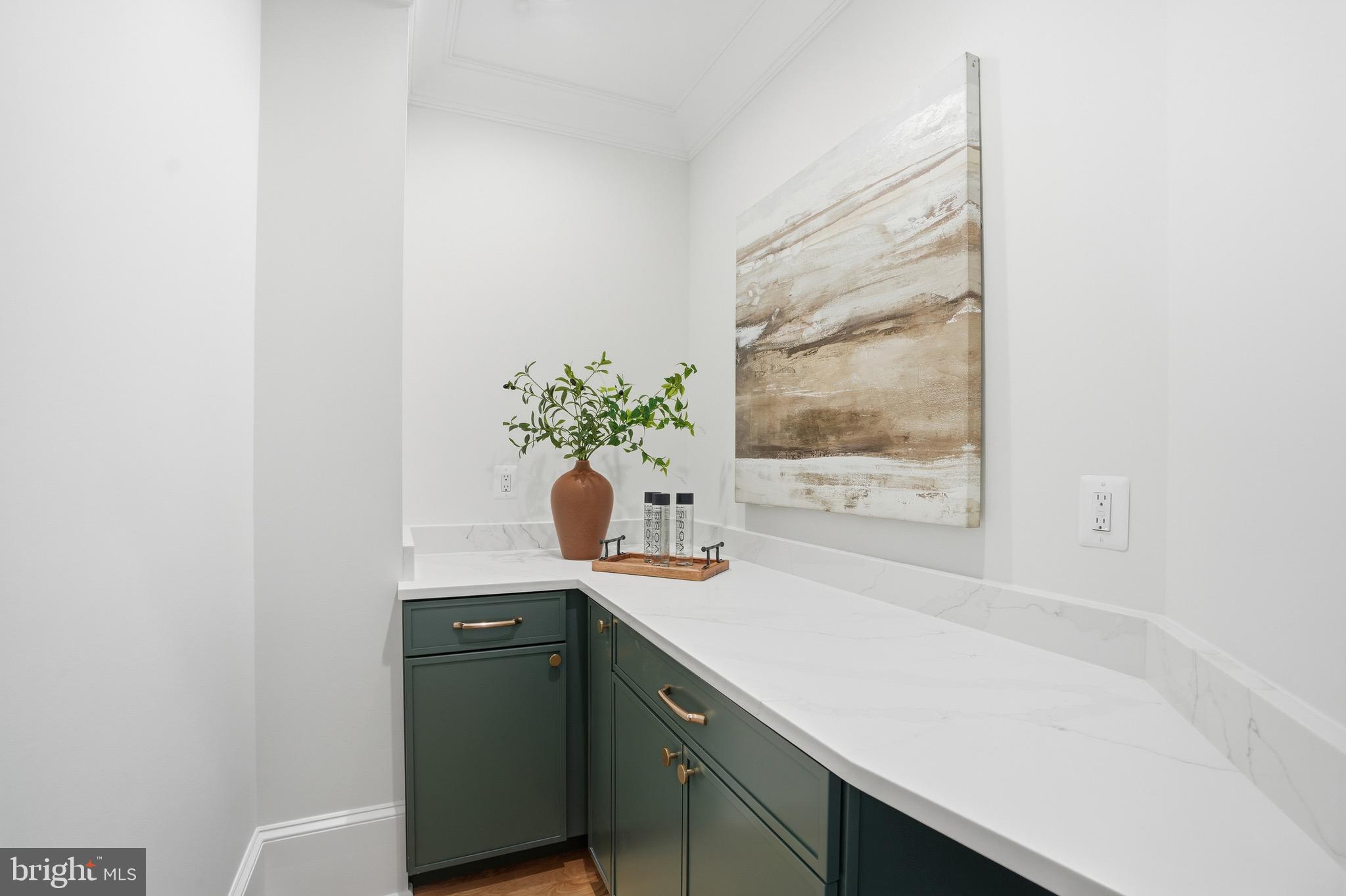 BERKSHIRE OAKWOOD - Residential