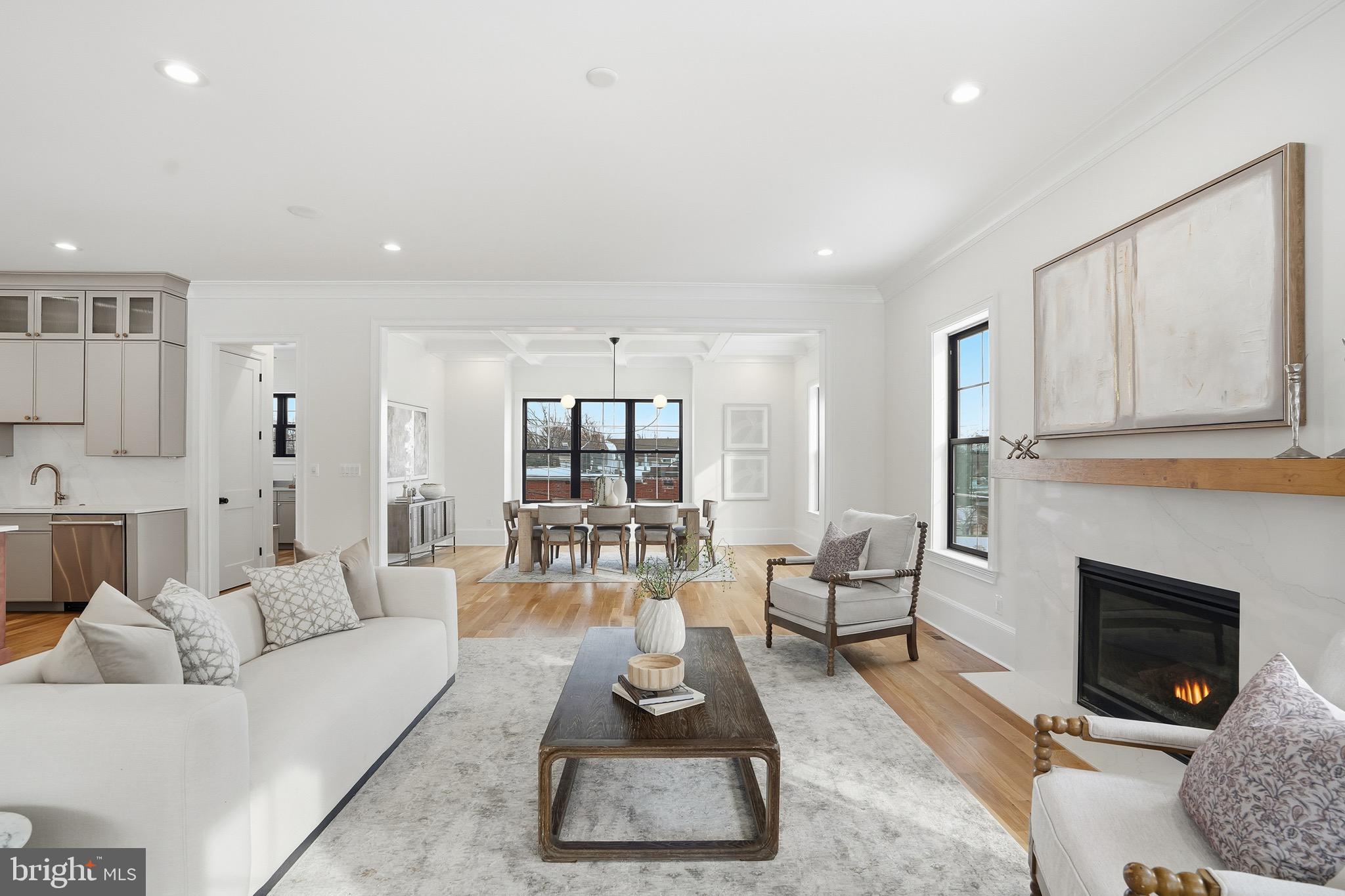 BERKSHIRE OAKWOOD - Residential