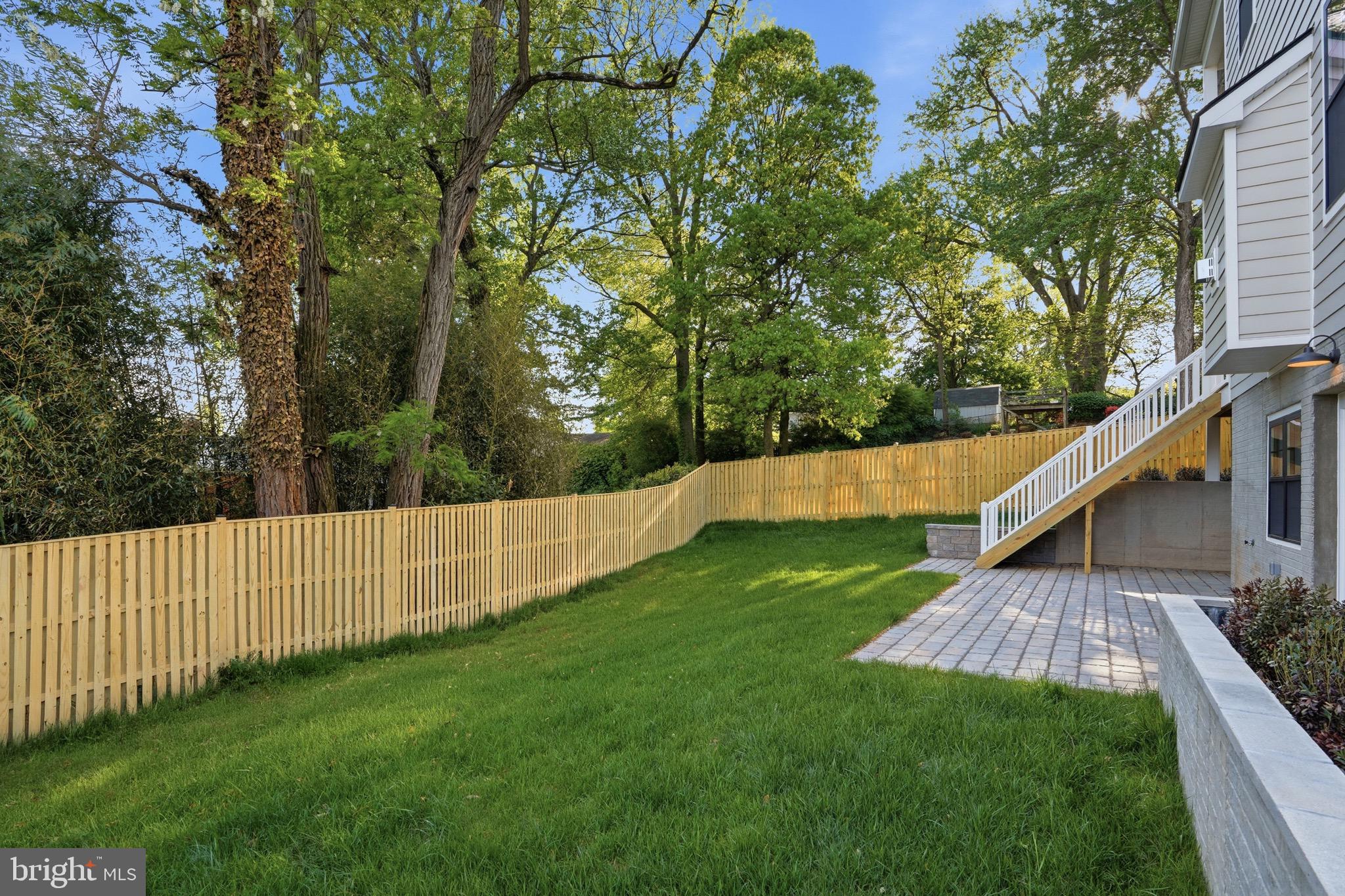 BERKSHIRE OAKWOOD - Residential