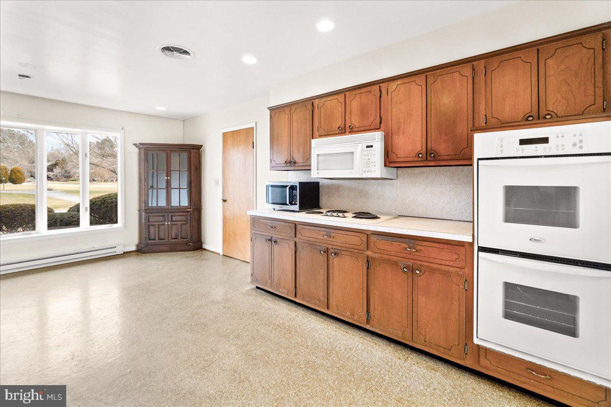 FOX RIDGE ESTATES - Residential