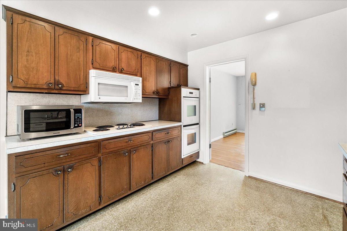 FOX RIDGE ESTATES - Residential