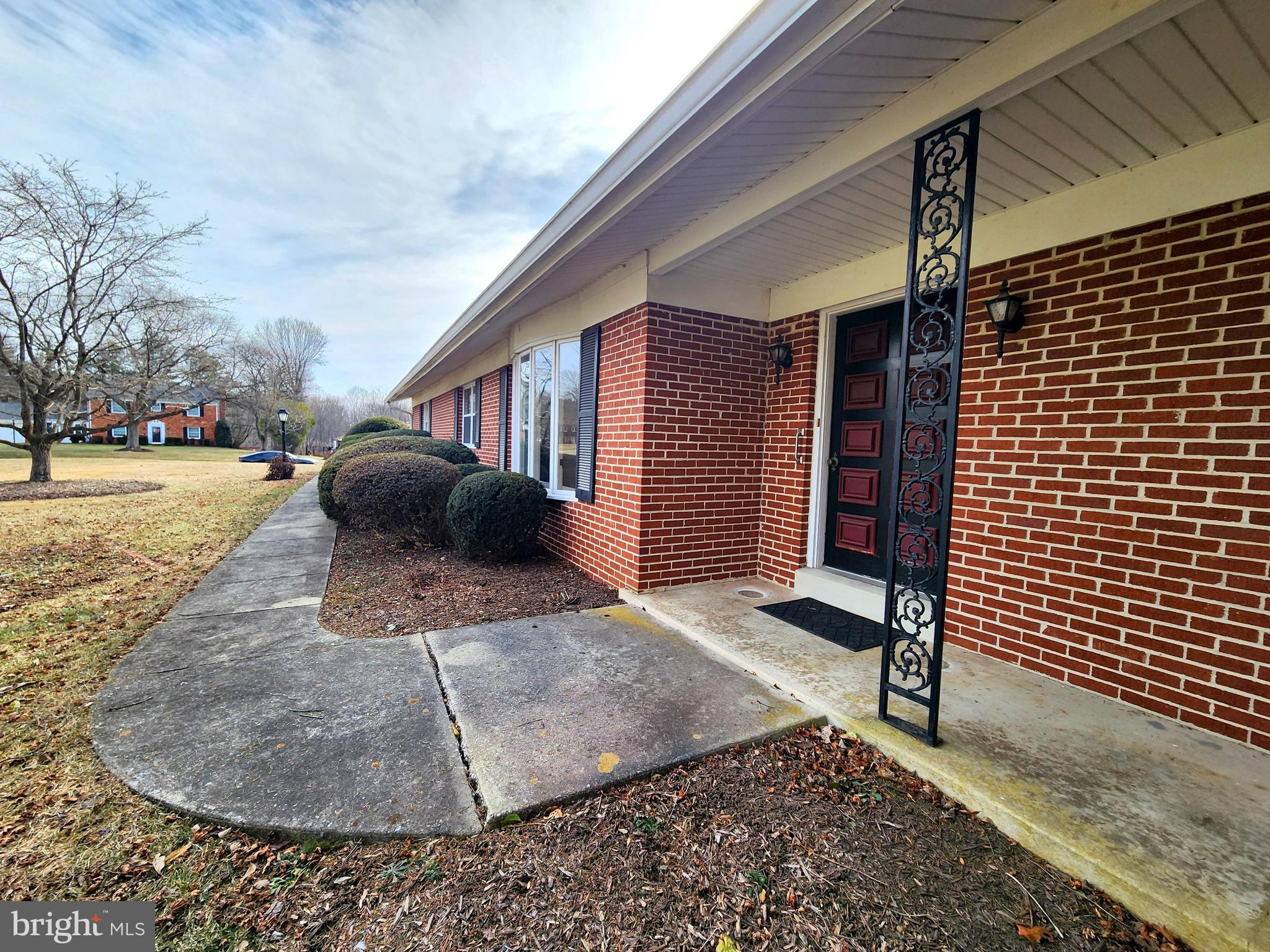 FOX RIDGE ESTATES - Residential