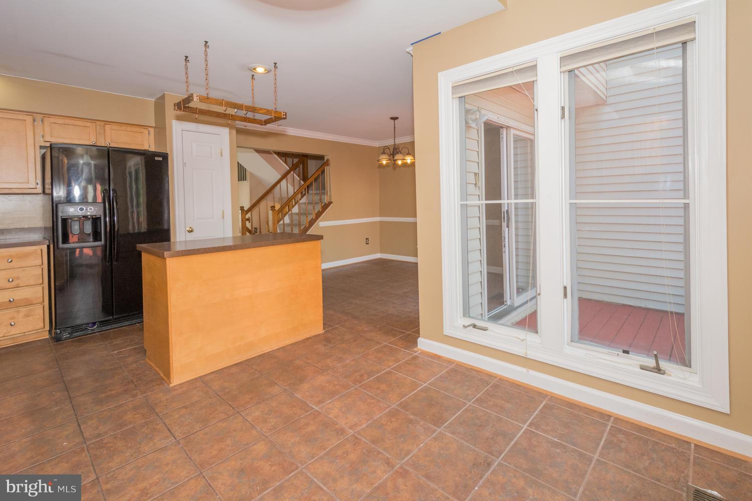 SEVEN OAKS - Residential Lease