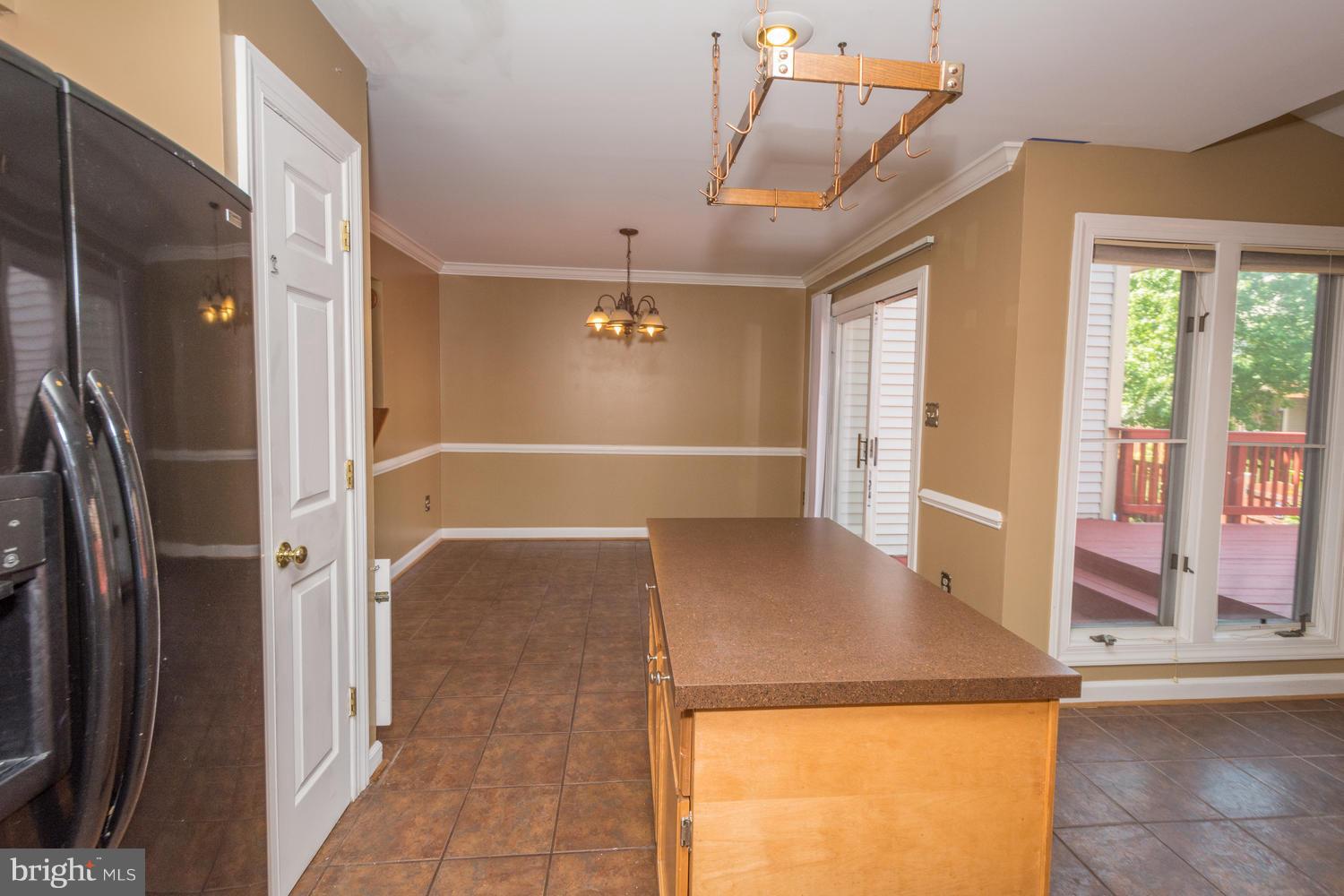 SEVEN OAKS - Residential Lease