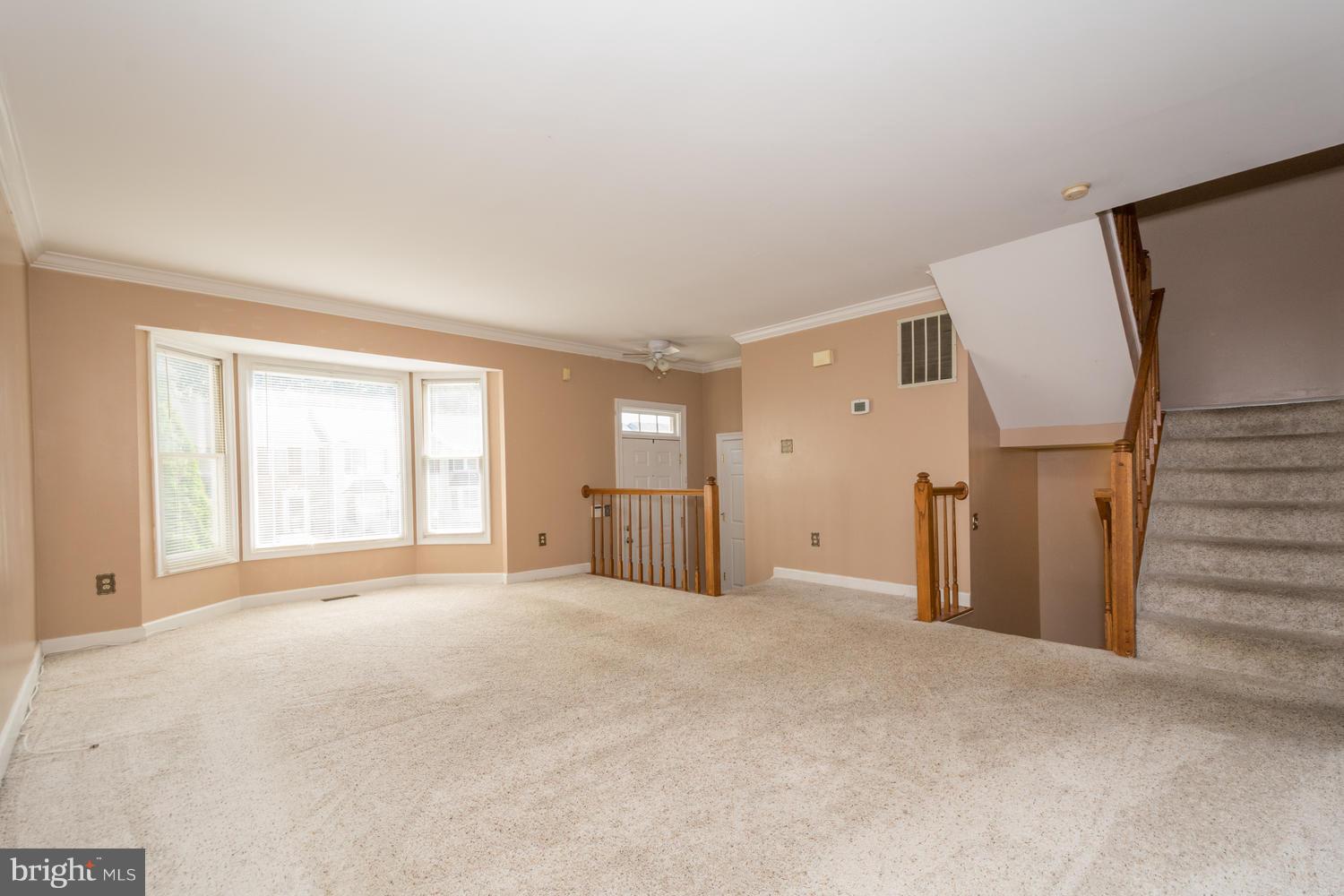 SEVEN OAKS - Residential Lease