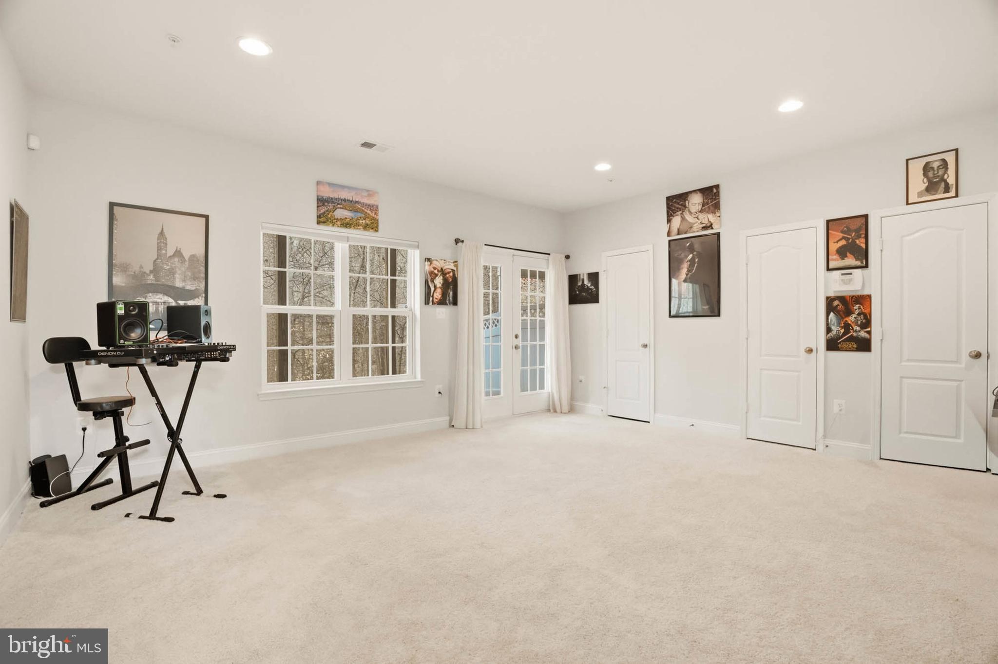 9390 ROCK RIPPLE LANE