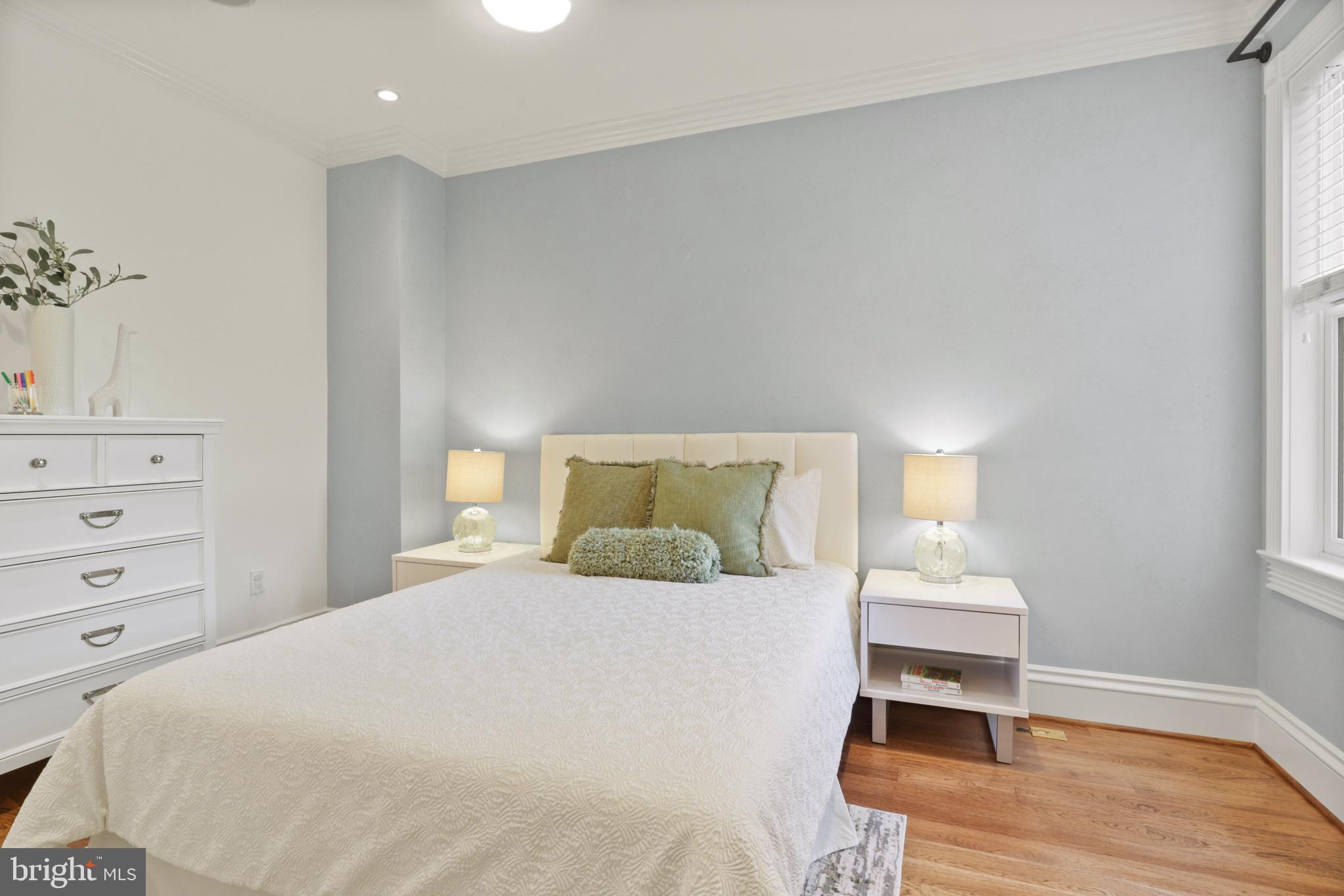 GEORGETOWN - Residential