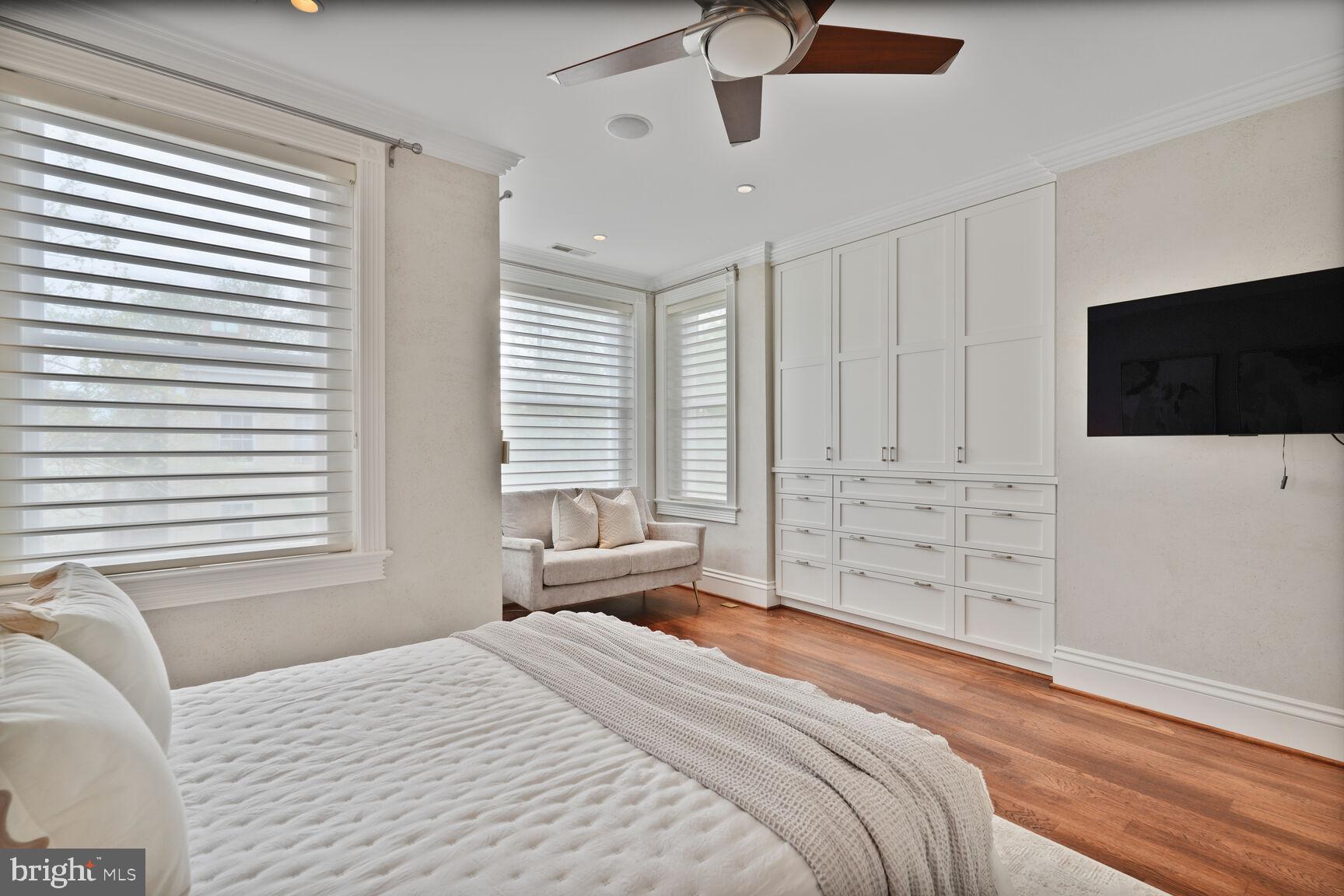 GEORGETOWN - Residential
