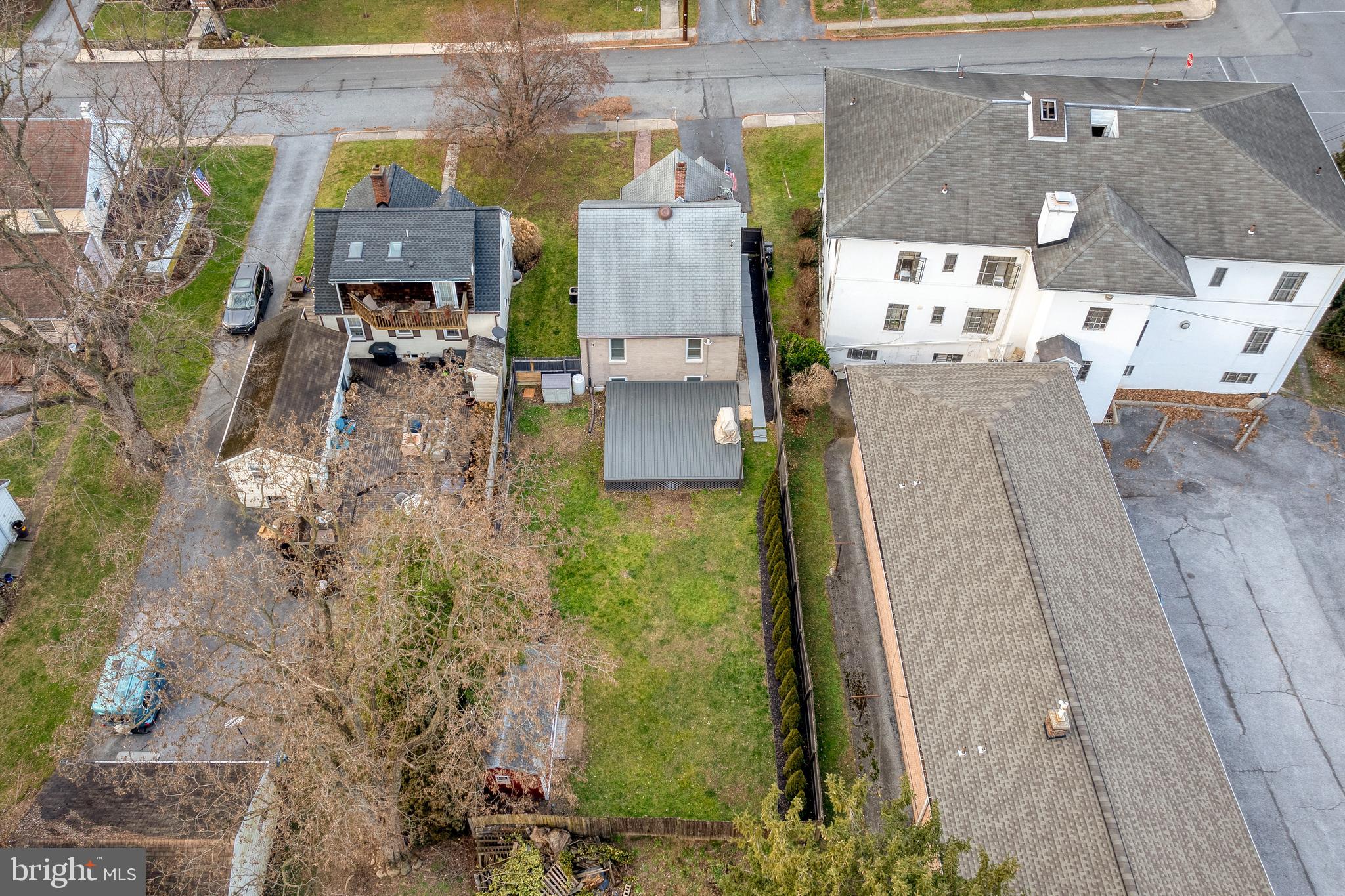 ELIZABETHTOWN BOROUGH - Residential