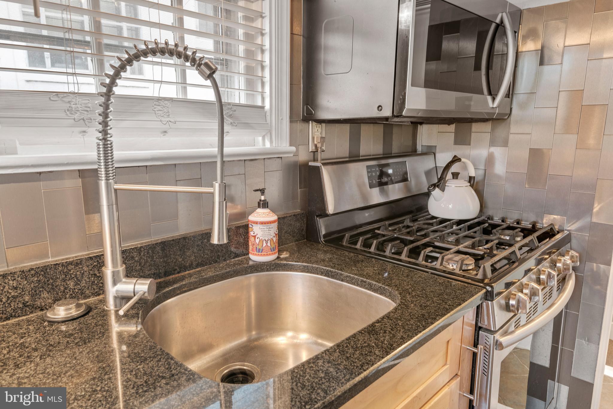 ELIZABETHTOWN BOROUGH - Residential