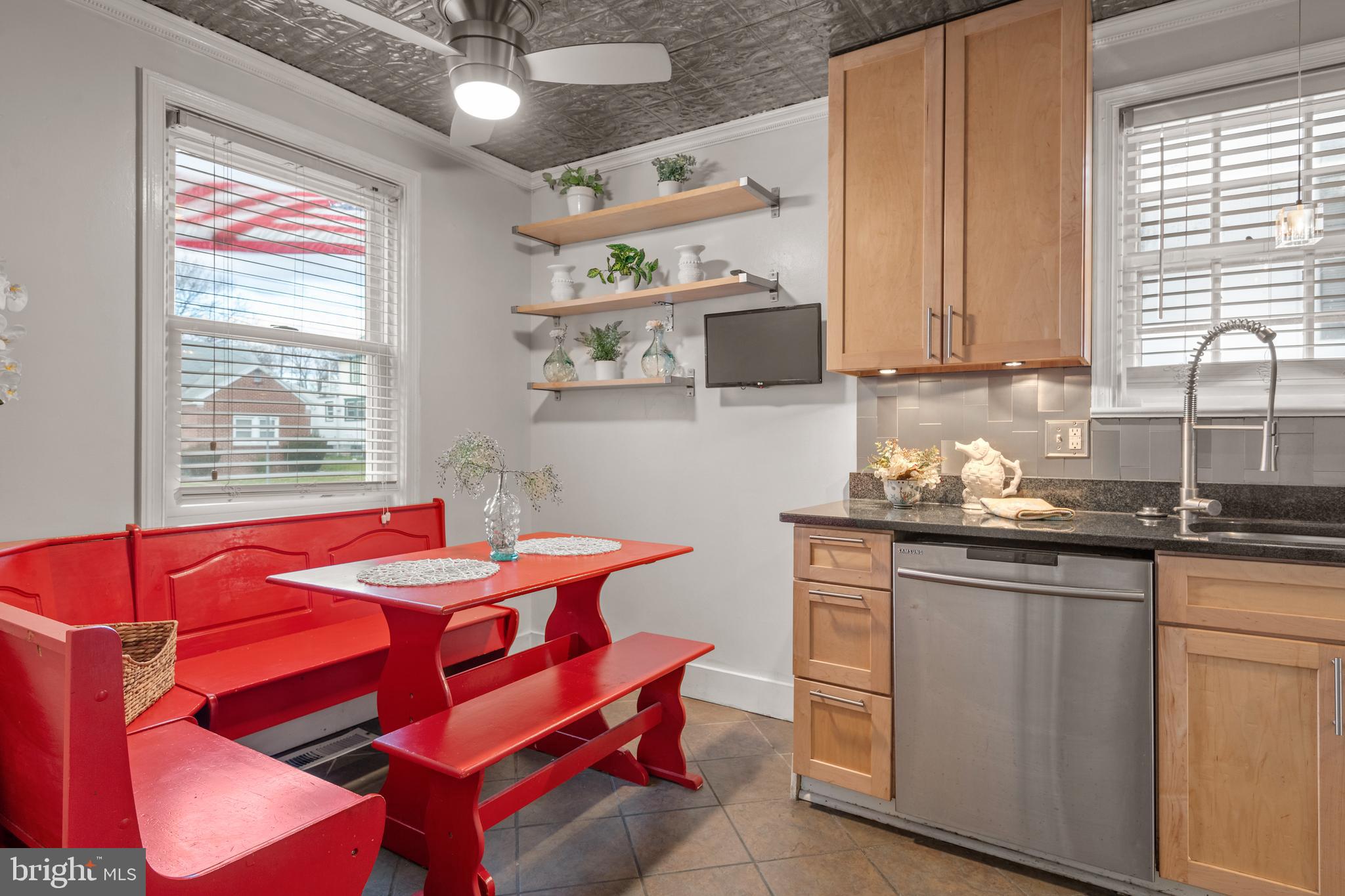 ELIZABETHTOWN BOROUGH - Residential