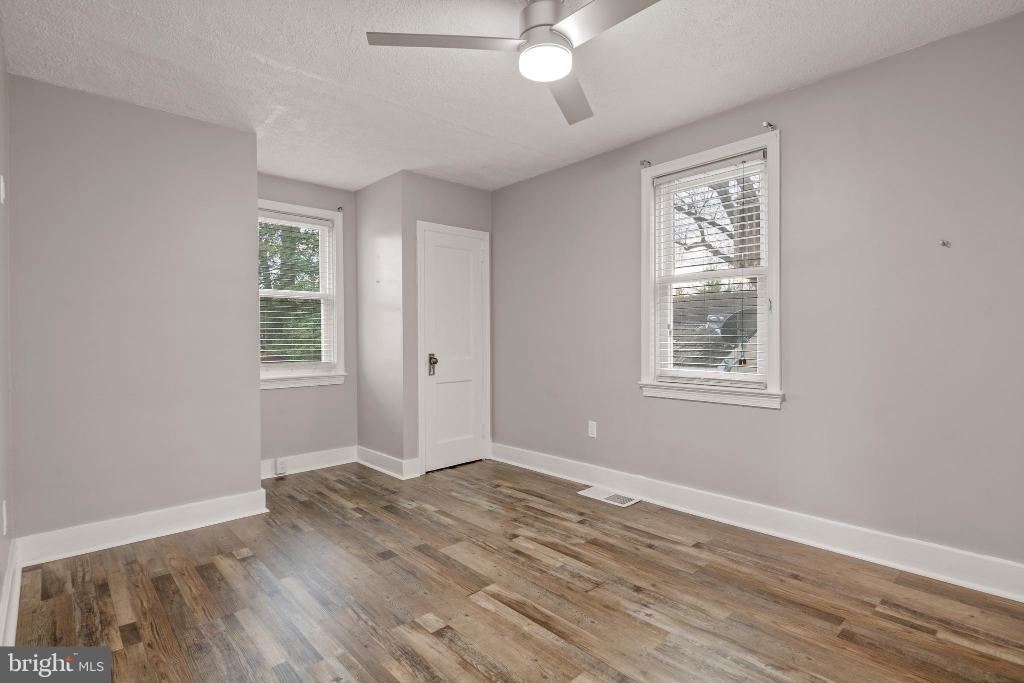 ELIZABETHTOWN BOROUGH - Residential