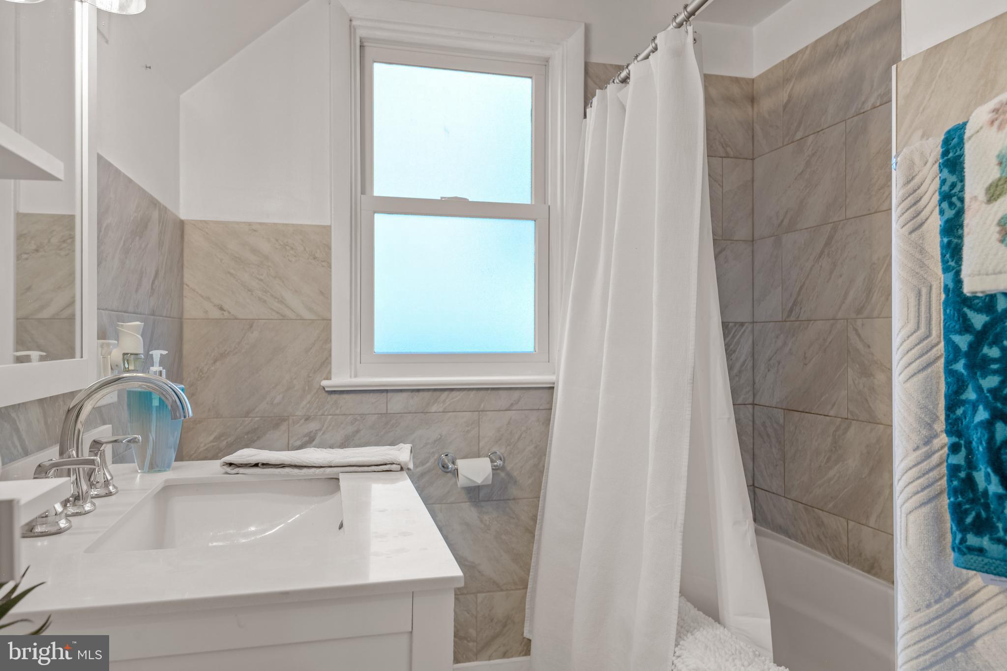 ELIZABETHTOWN BOROUGH - Residential