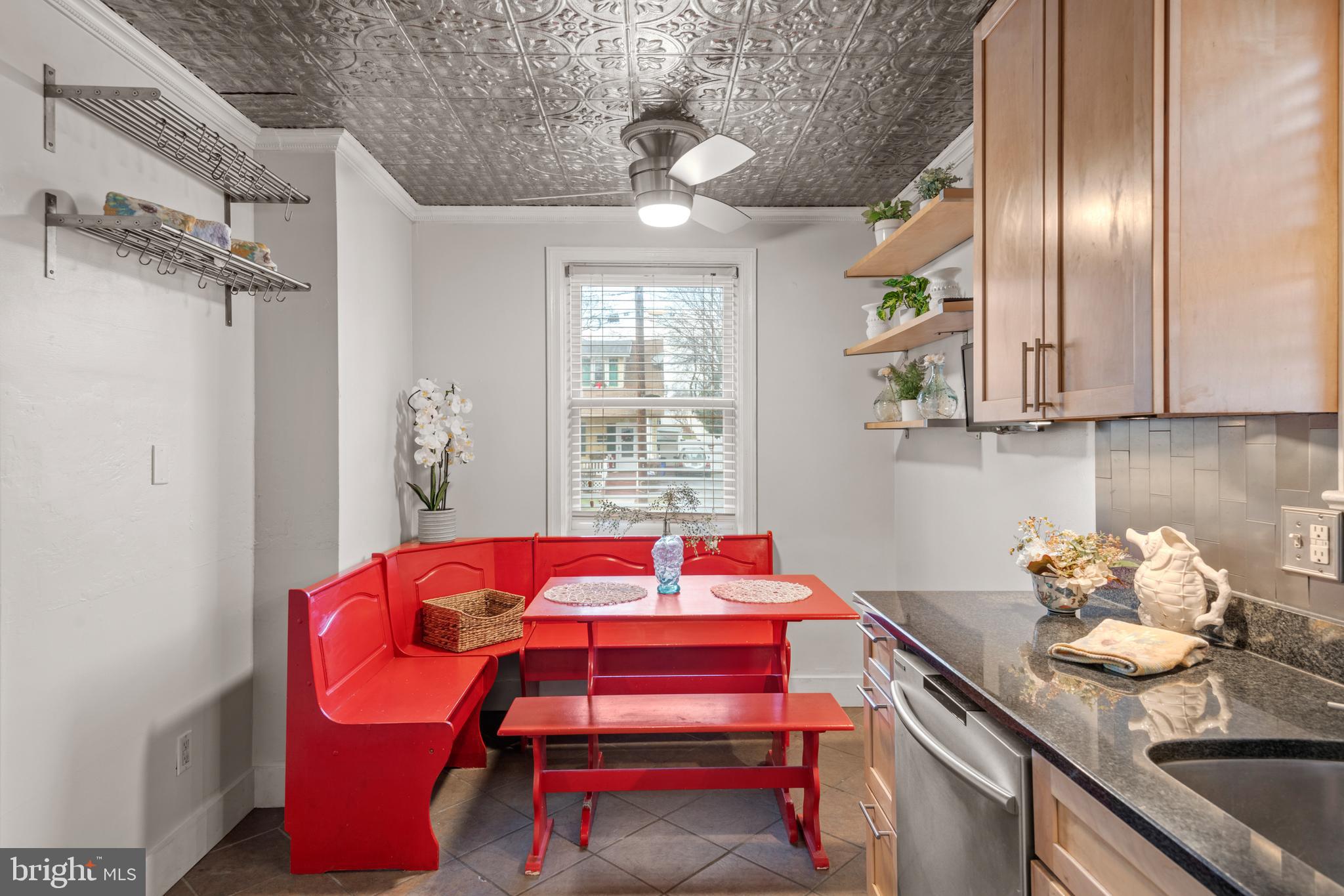 ELIZABETHTOWN BOROUGH - Residential