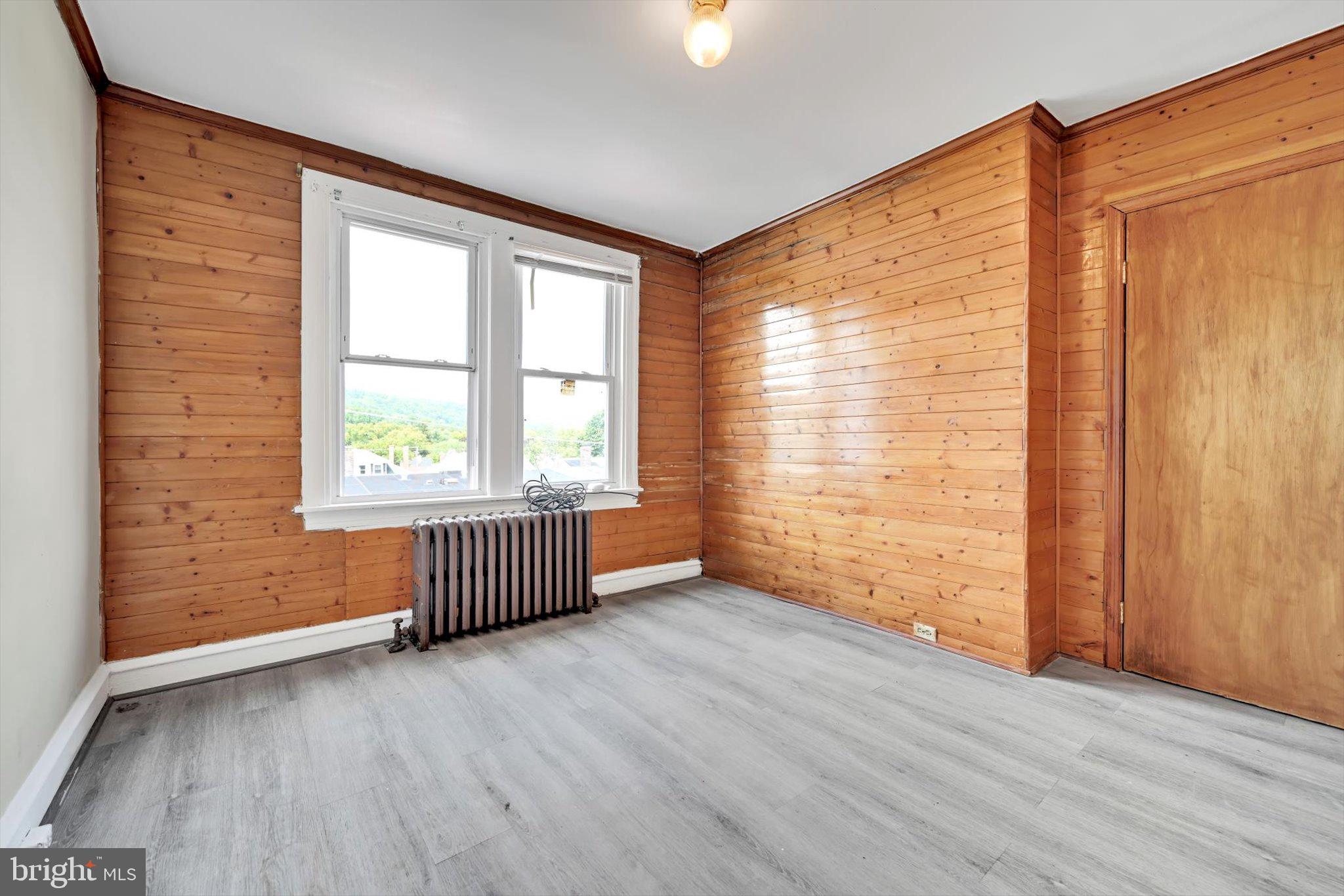 MOUNT PENN HEIGHTS - Residential