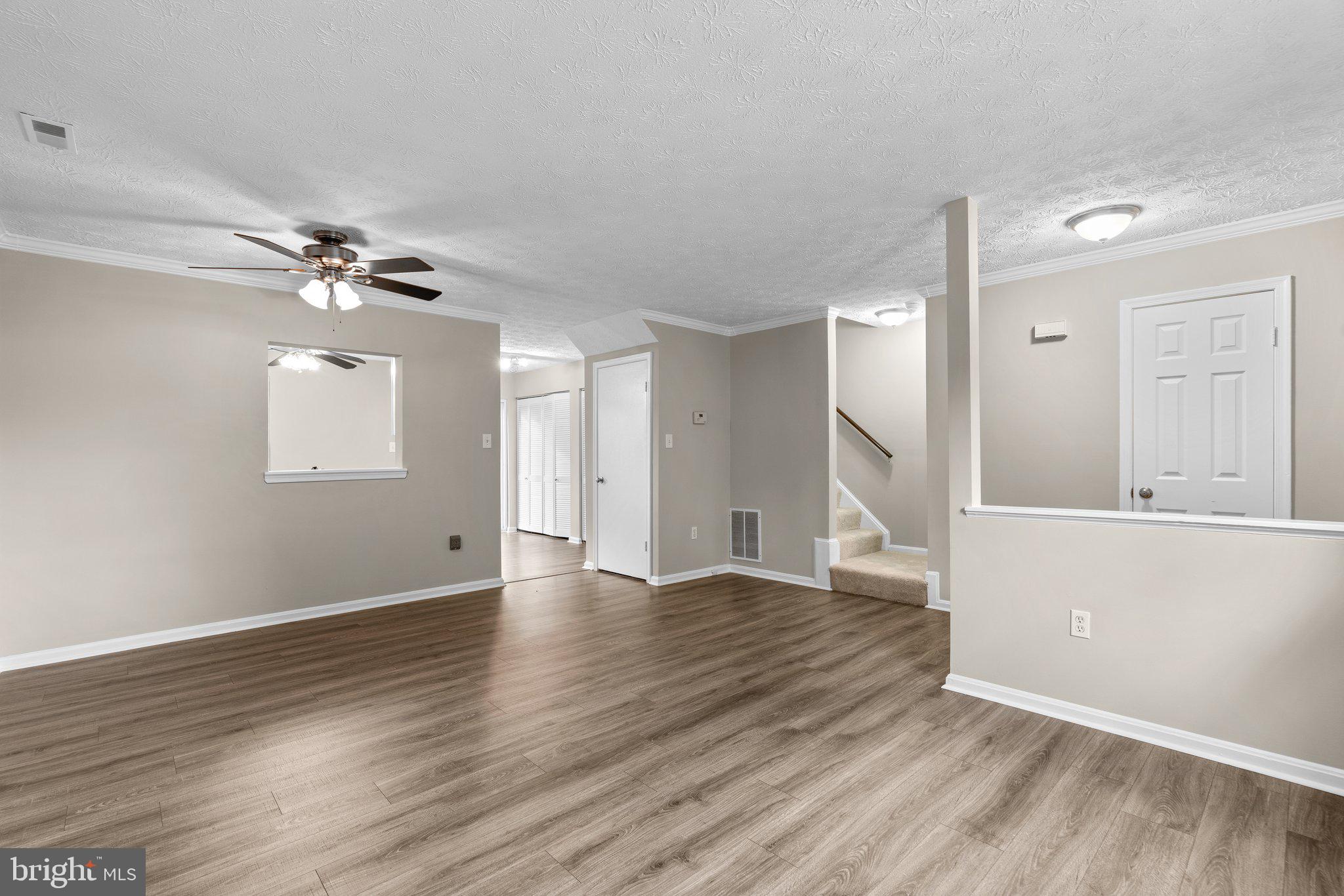 GUNNERS LAKE VILLAGE - Residential