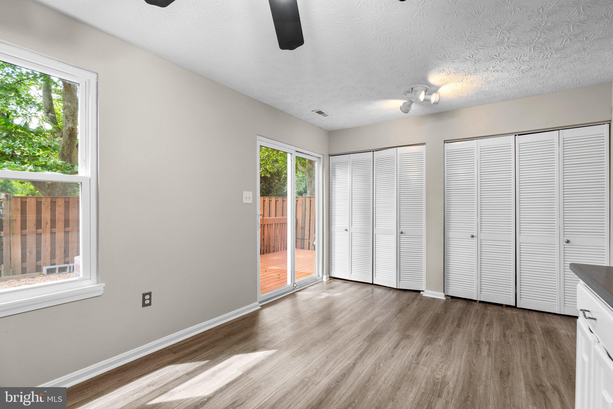 GUNNERS LAKE VILLAGE - Residential