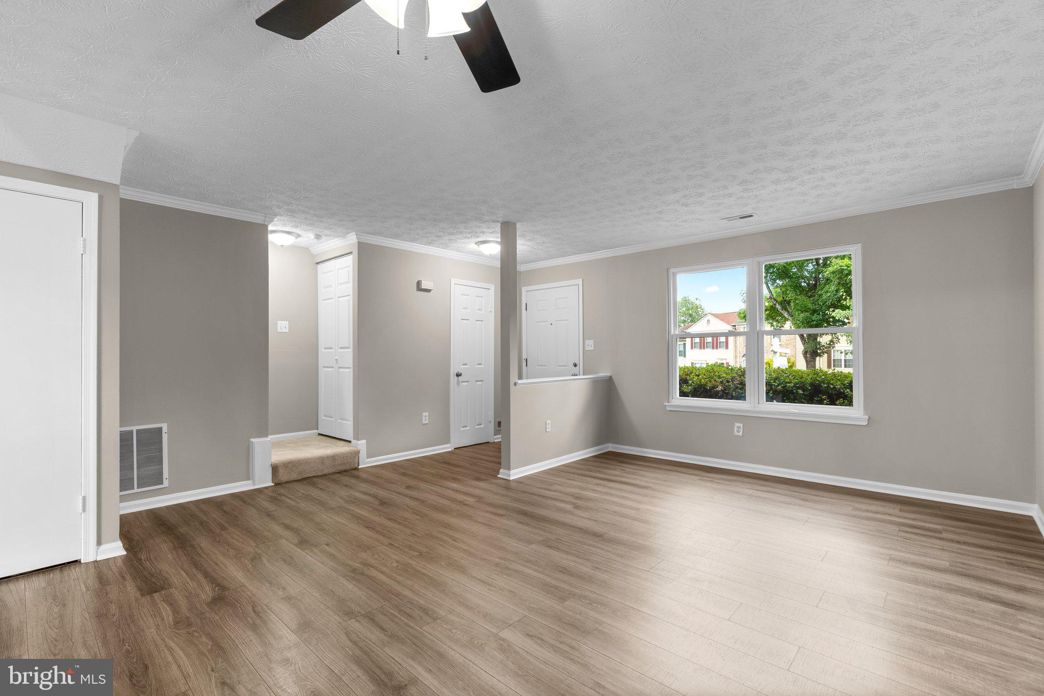 GUNNERS LAKE VILLAGE - Residential