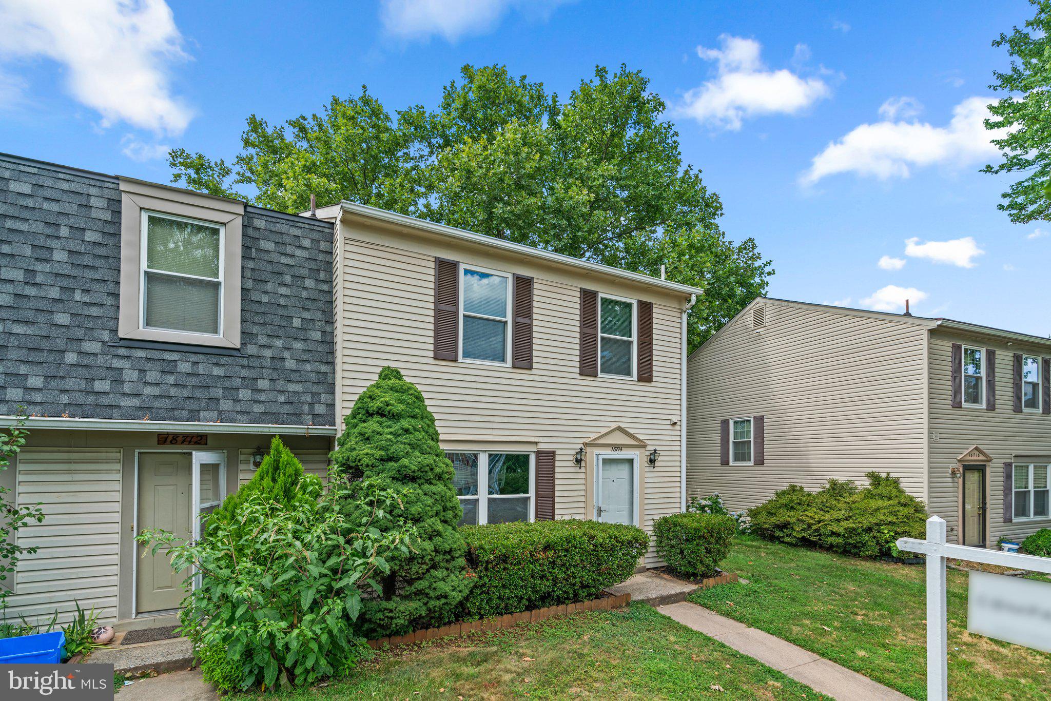 GUNNERS LAKE VILLAGE - Residential