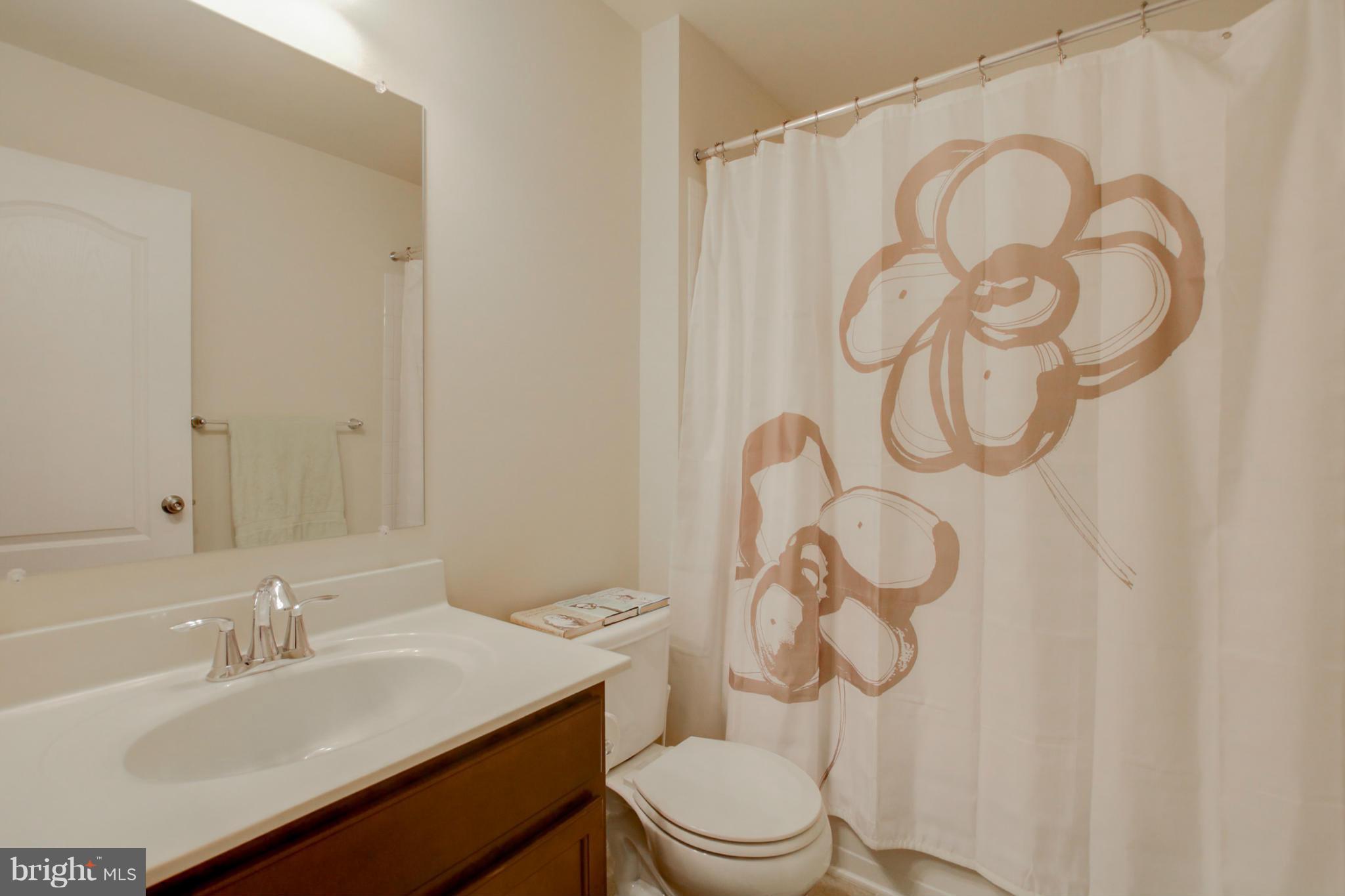 FIELDSTONE FARM - Residential