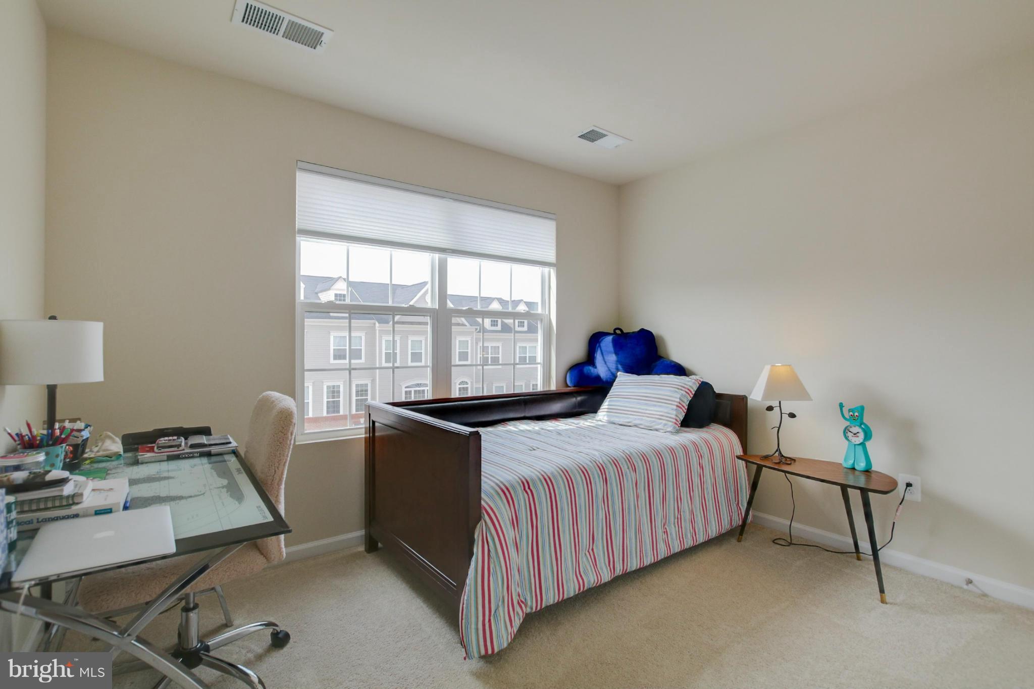 FIELDSTONE FARM - Residential