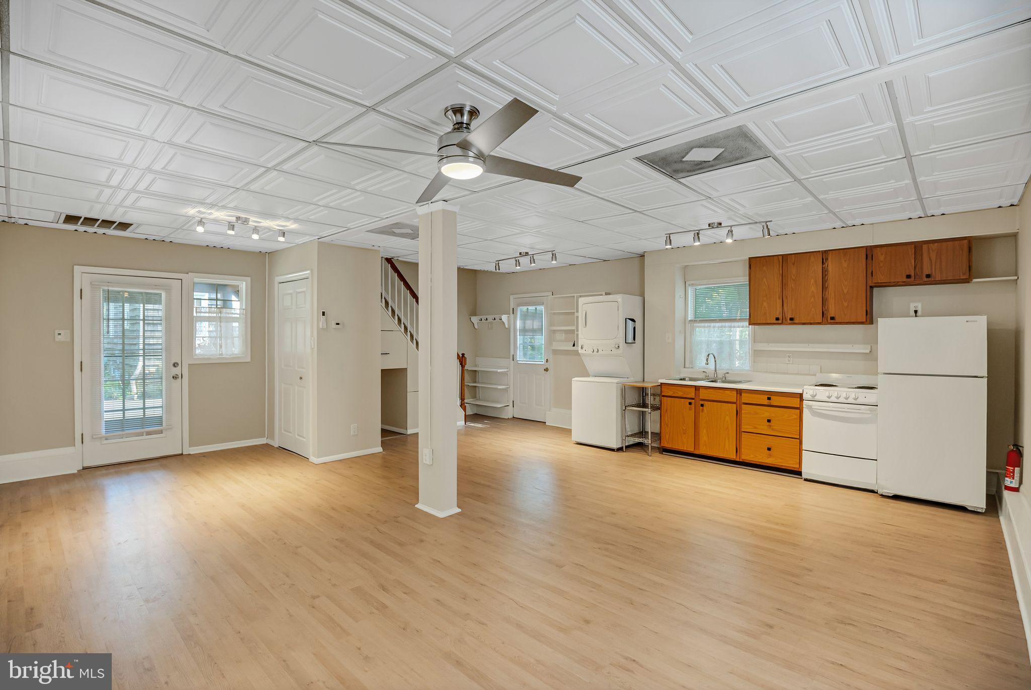 ARDSLEY - Residential Lease