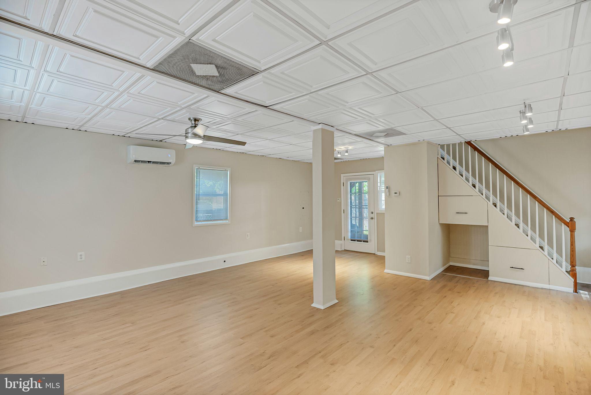 ARDSLEY - Residential Lease