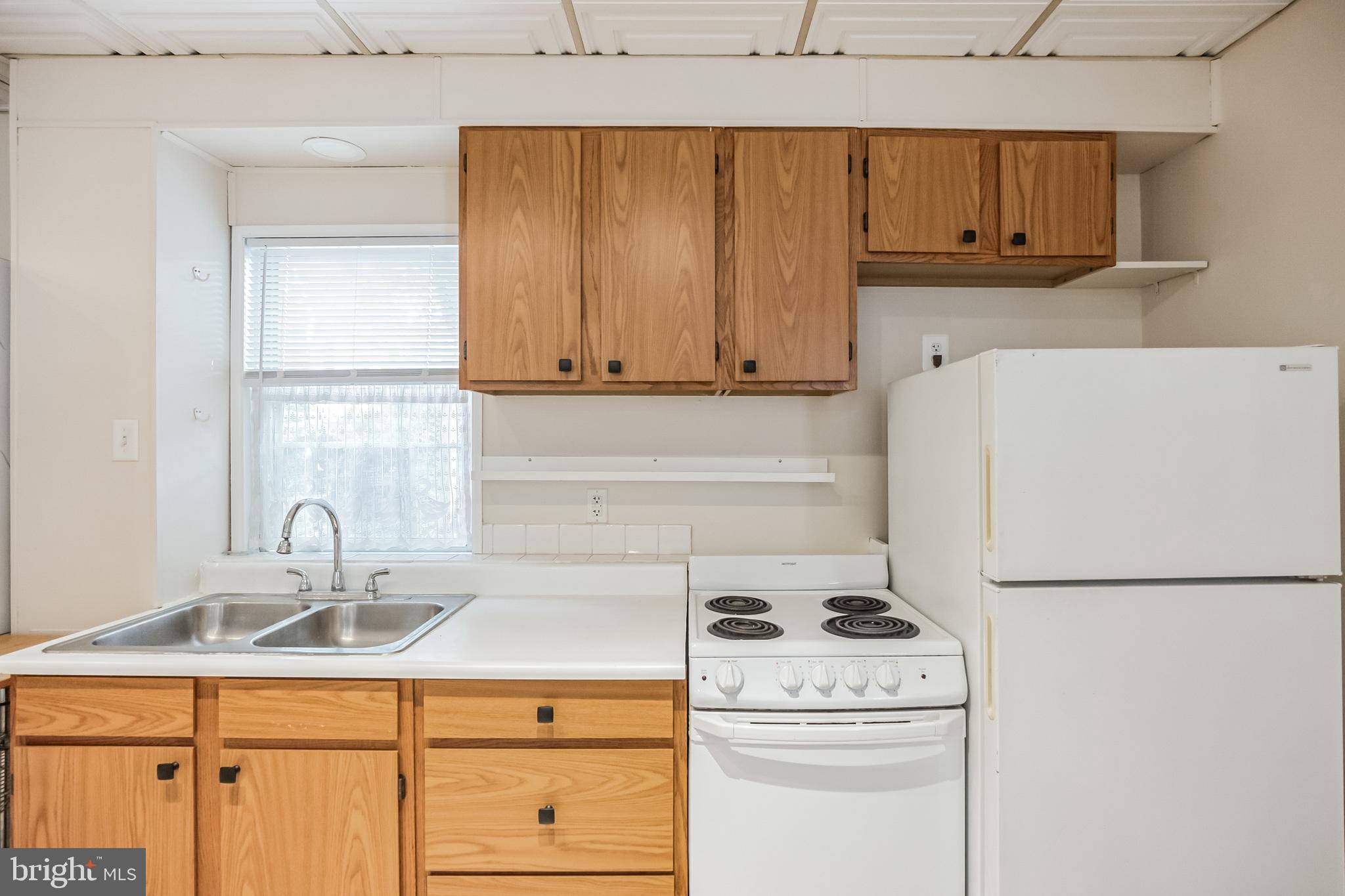 ARDSLEY - Residential Lease