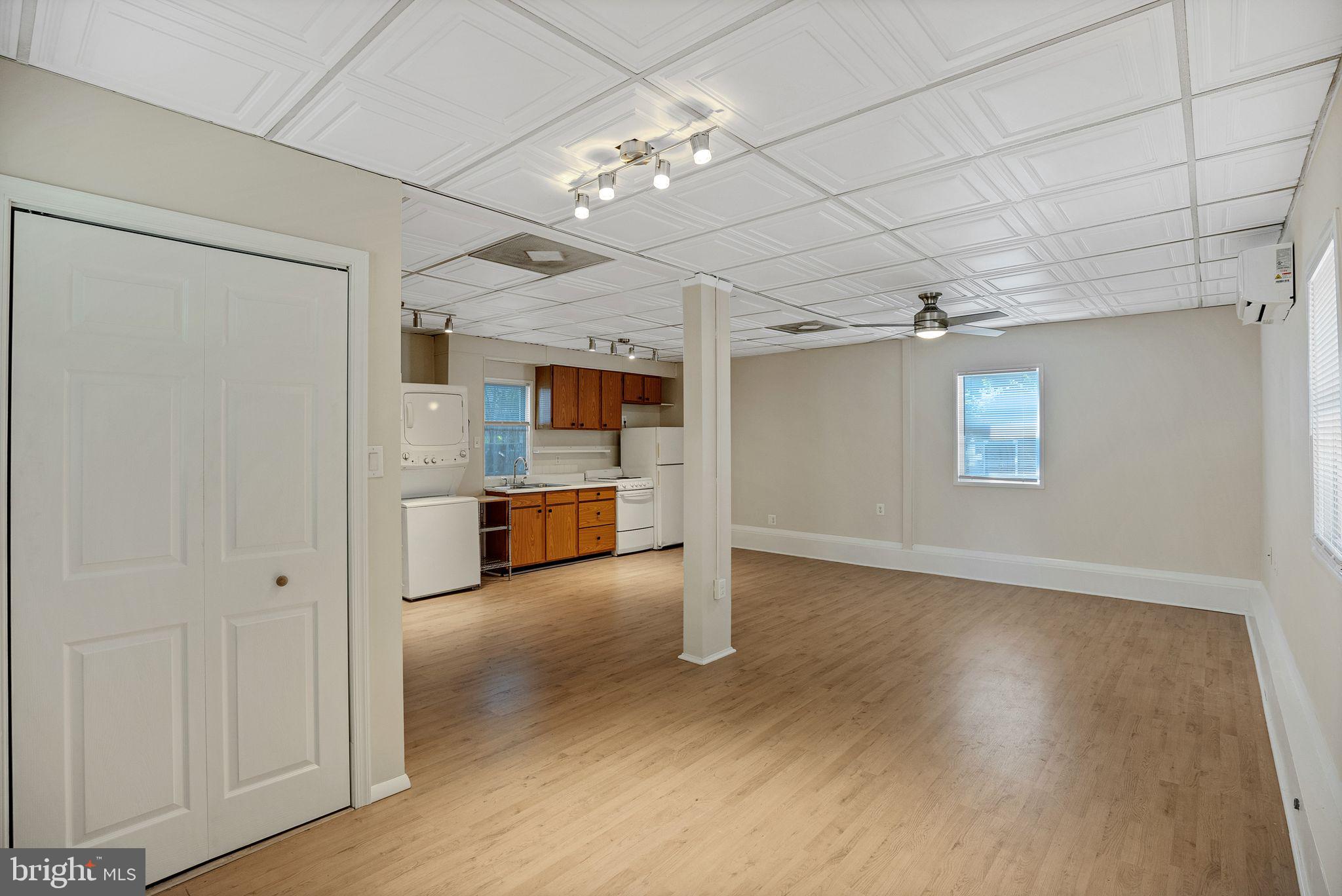 ARDSLEY - Residential Lease