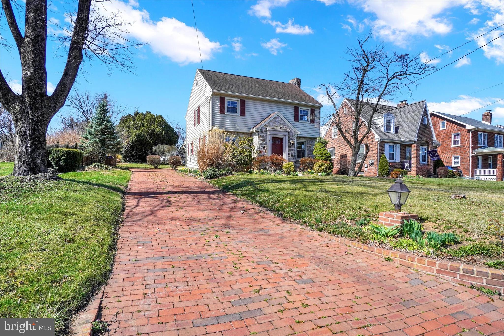 SPRINGETTSBURY - Residential