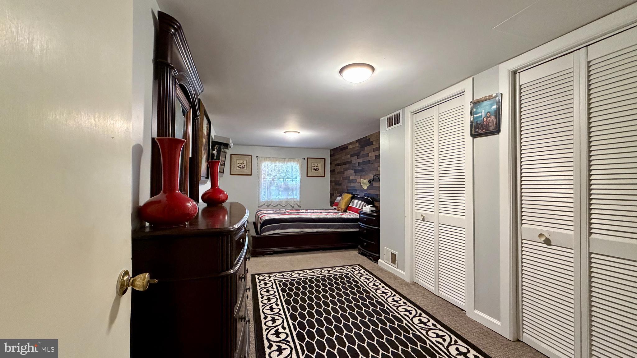 BUSTLETON - Residential