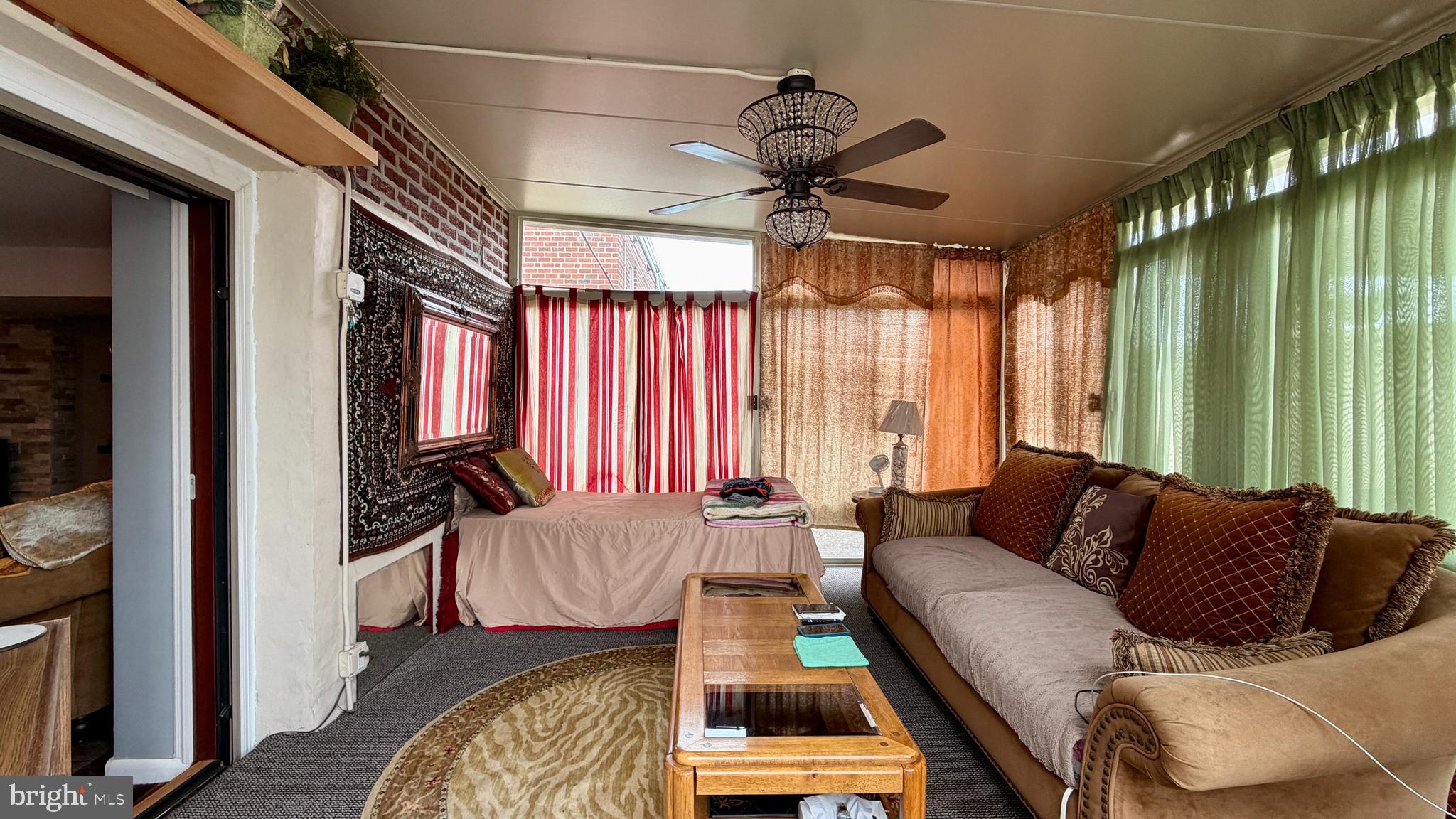 BUSTLETON - Residential