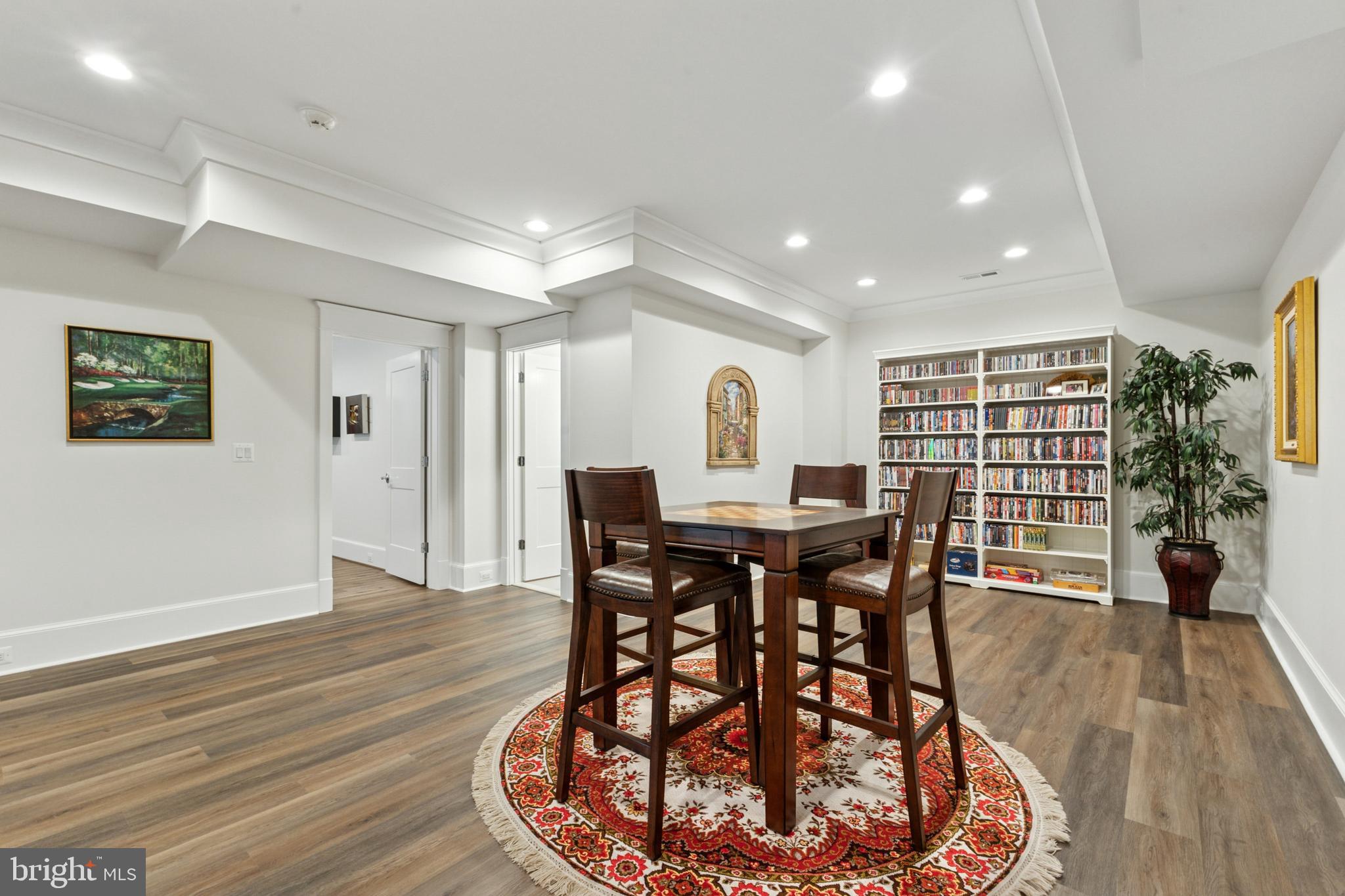 FAWN LAKE - Residential