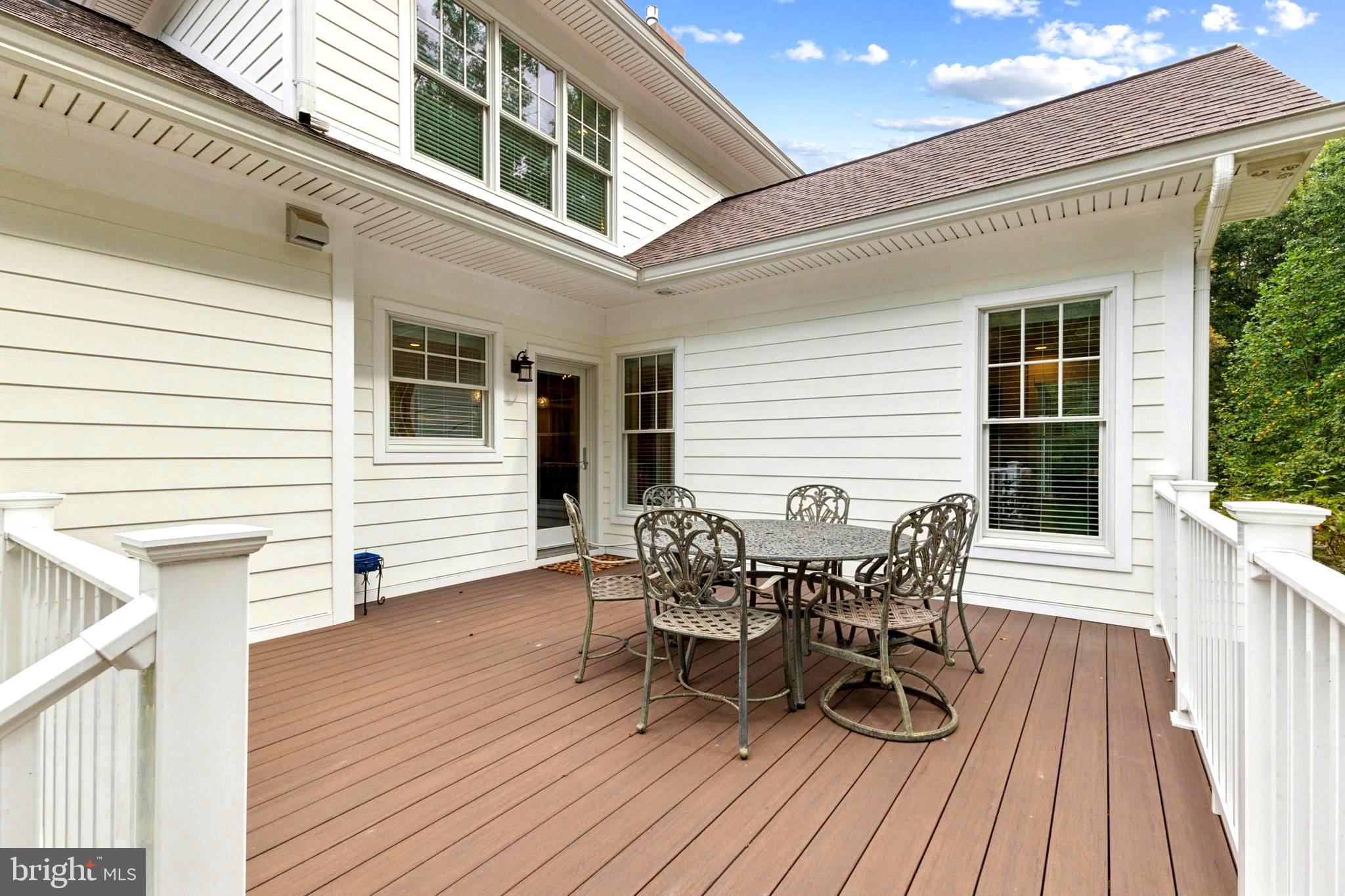 FAWN LAKE - Residential