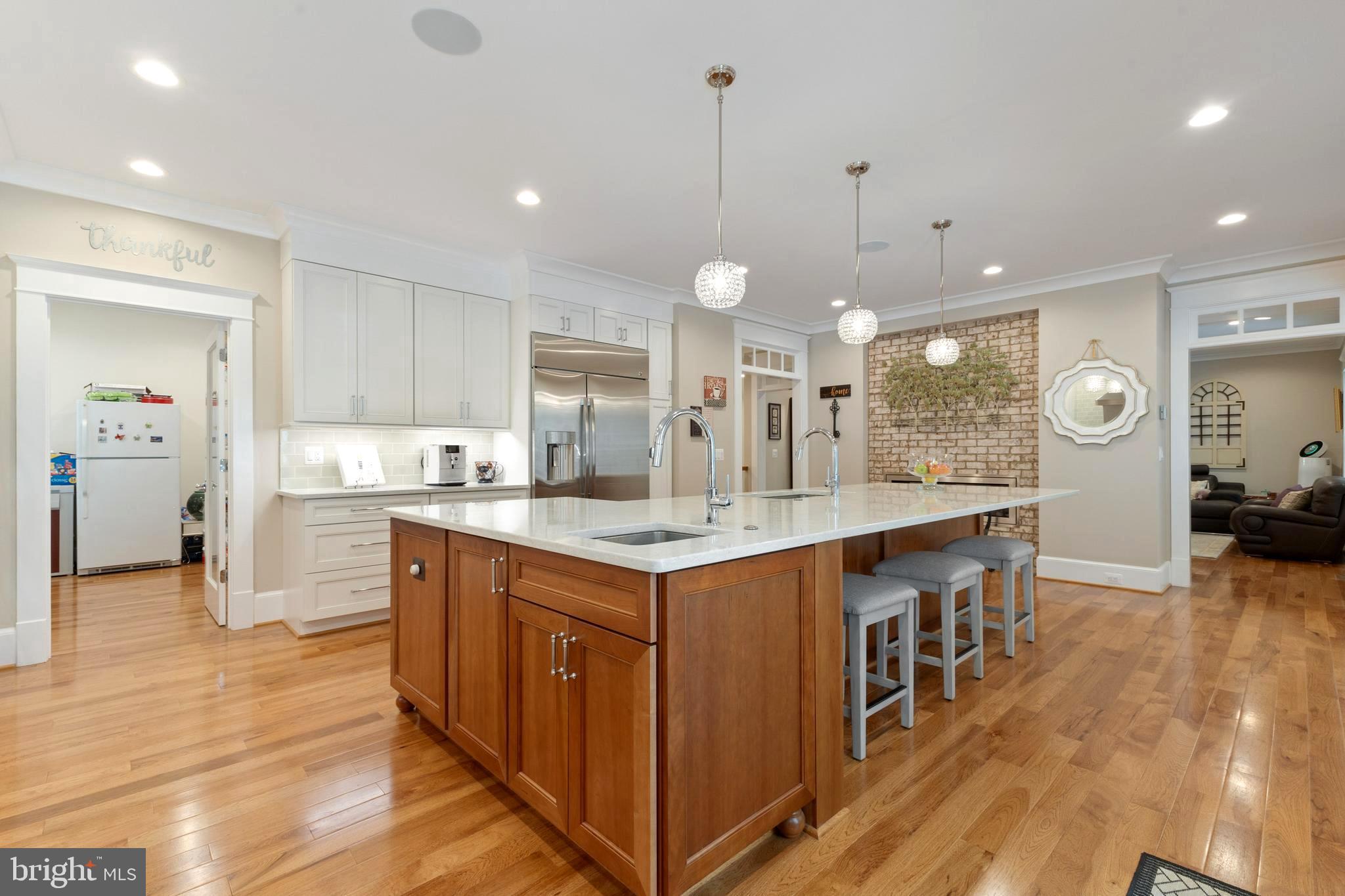 FAWN LAKE - Residential