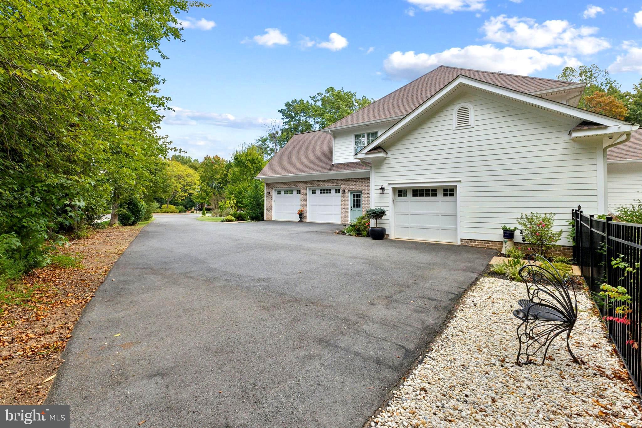 FAWN LAKE - Residential