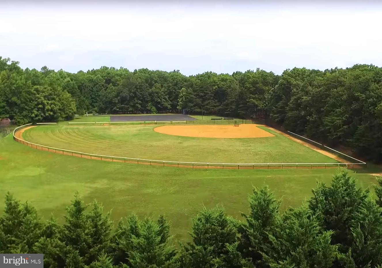 FAWN LAKE - Residential