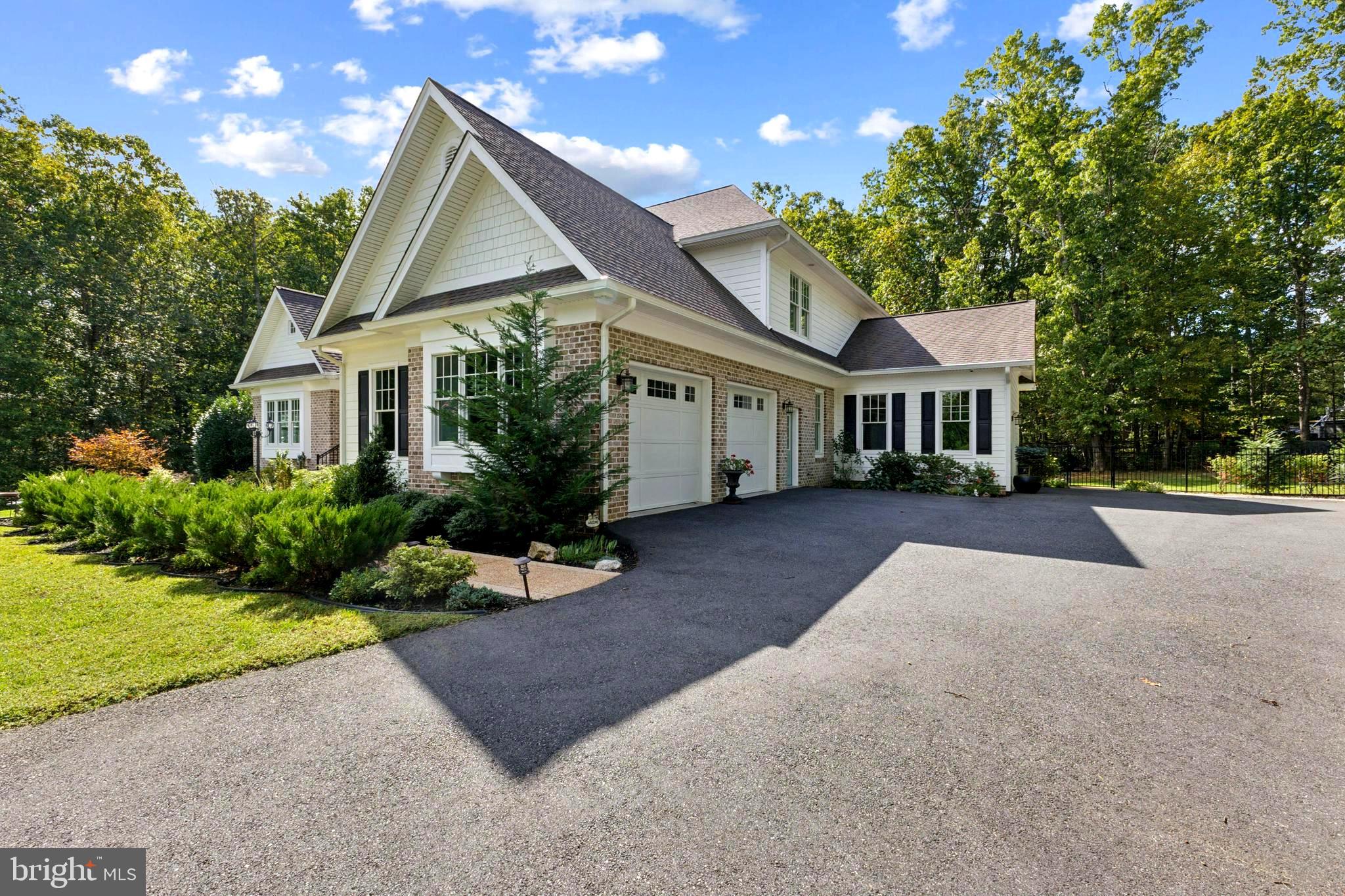 FAWN LAKE - Residential