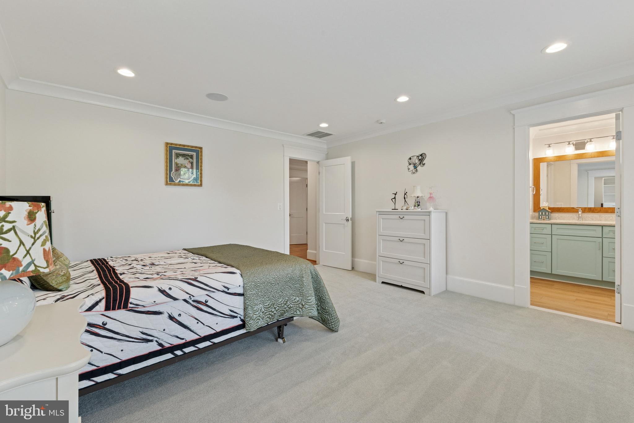 FAWN LAKE - Residential