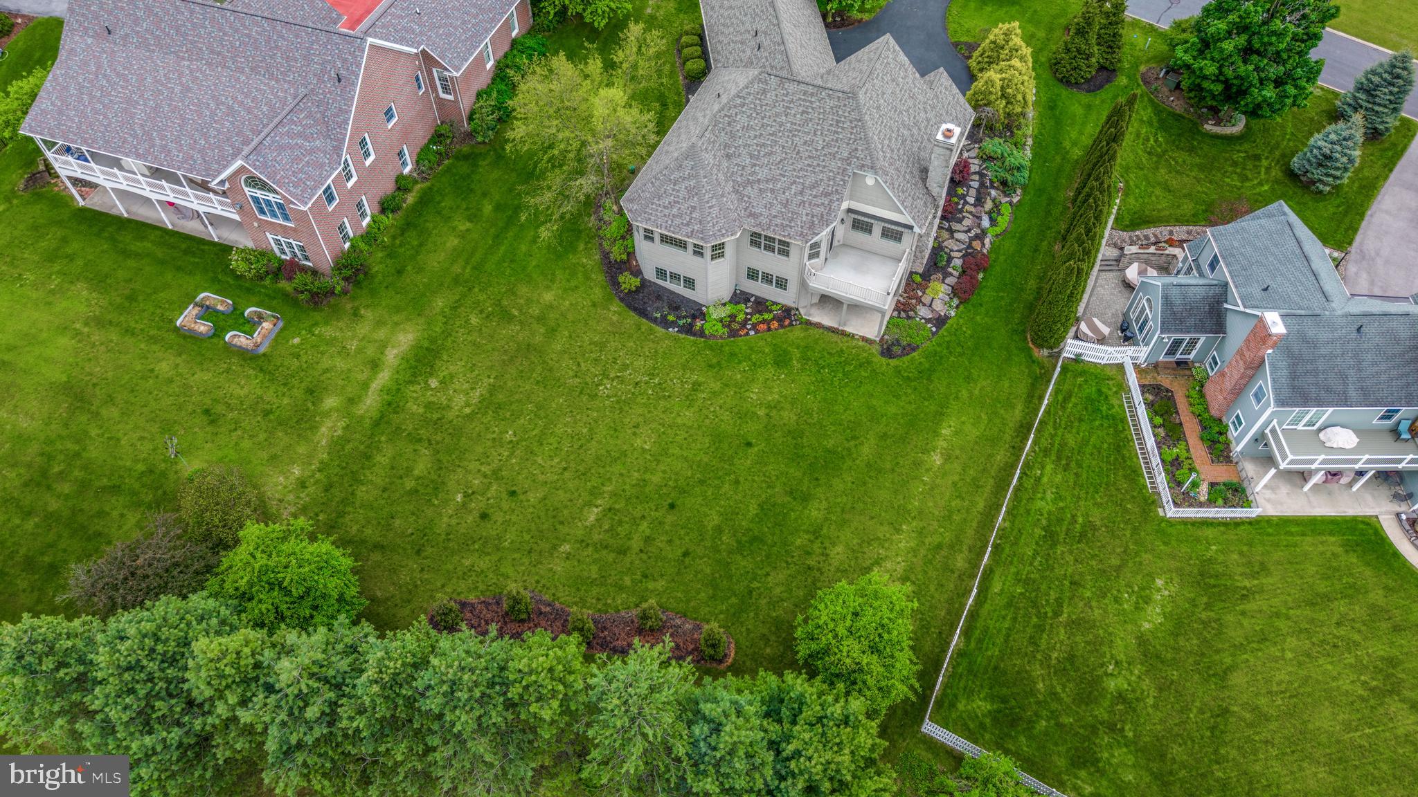 CENTRE HILLS - Residential