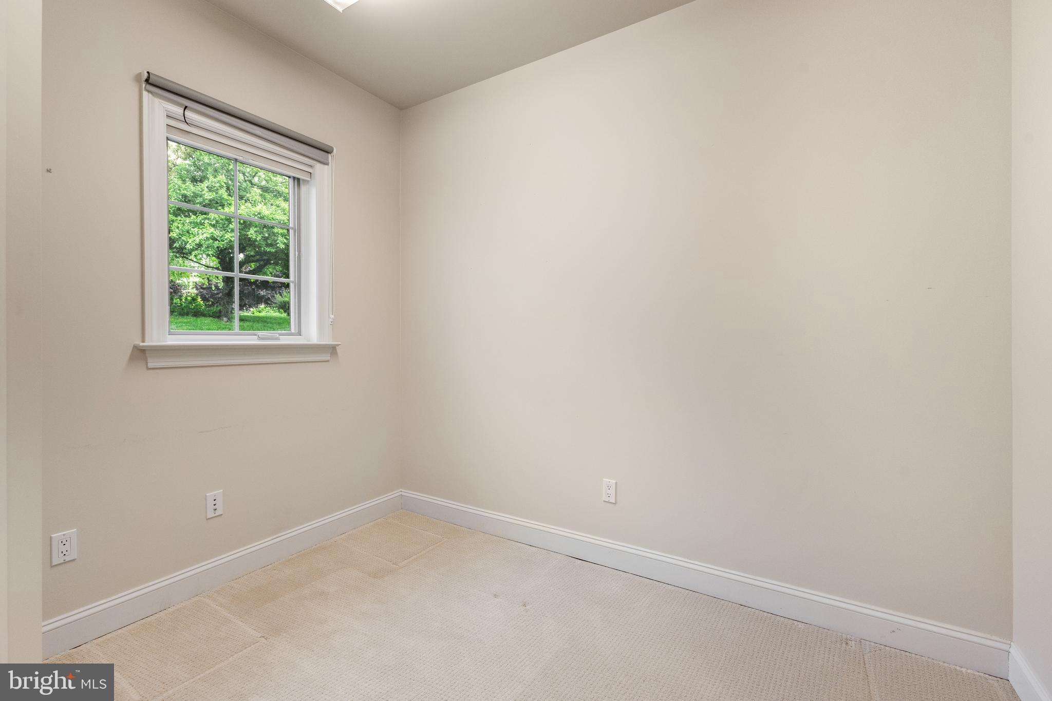 CENTRE HILLS - Residential