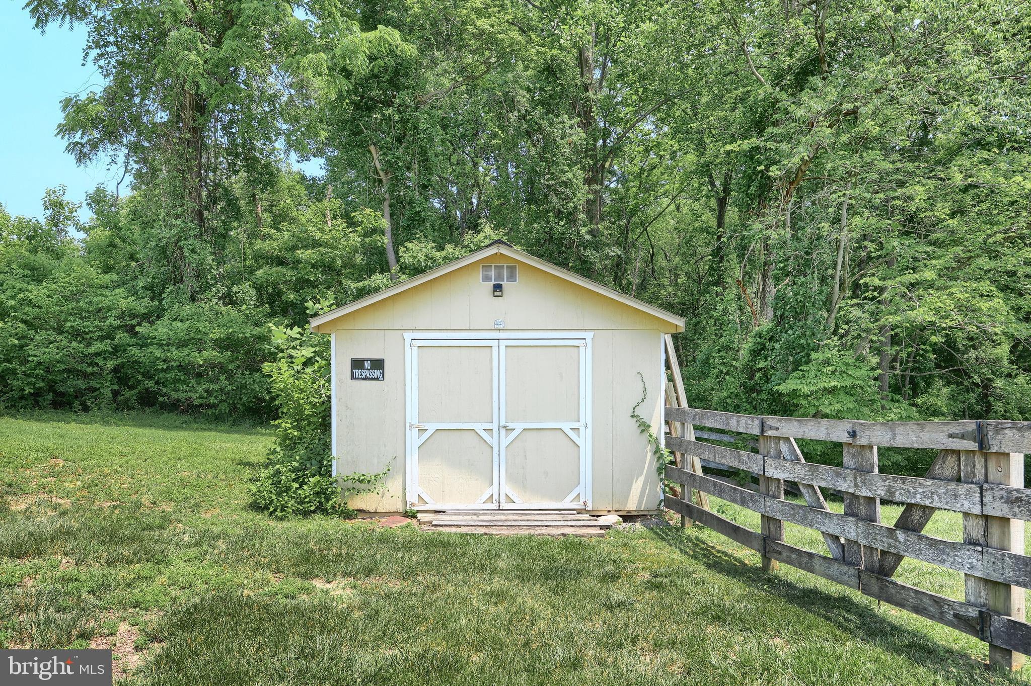 GREENFIELDS - Residential