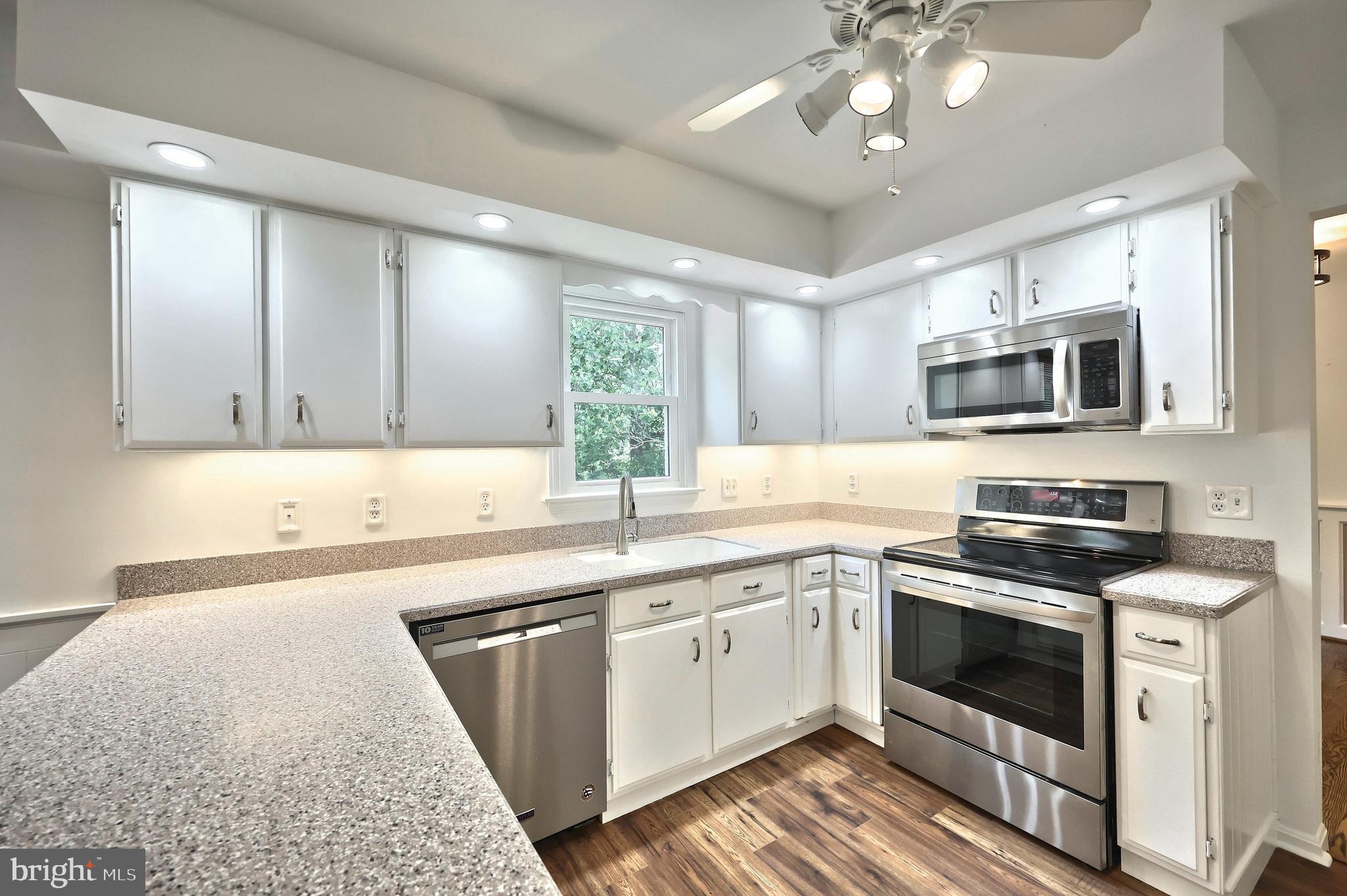 GREENFIELDS - Residential