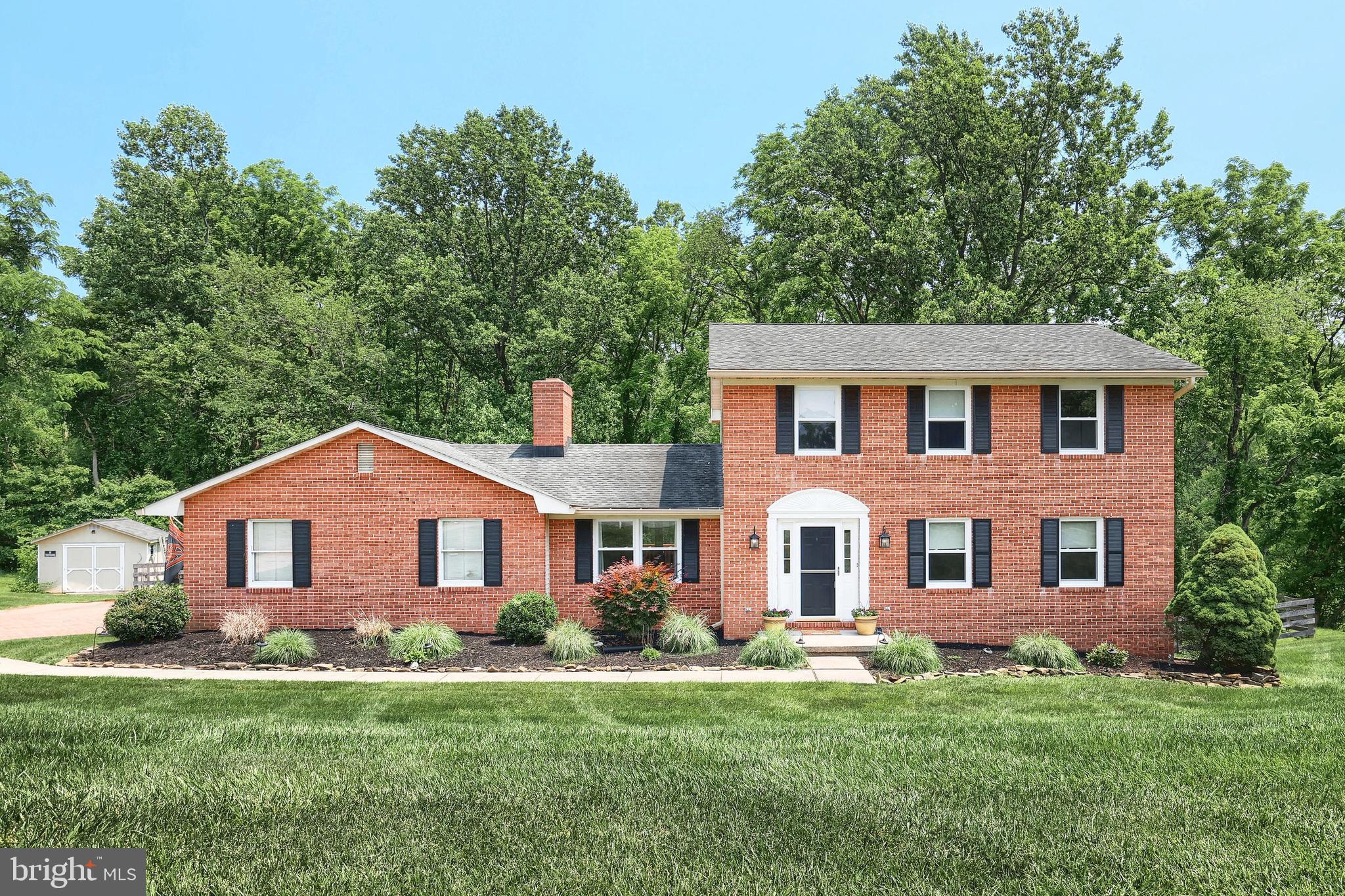 GREENFIELDS - Residential