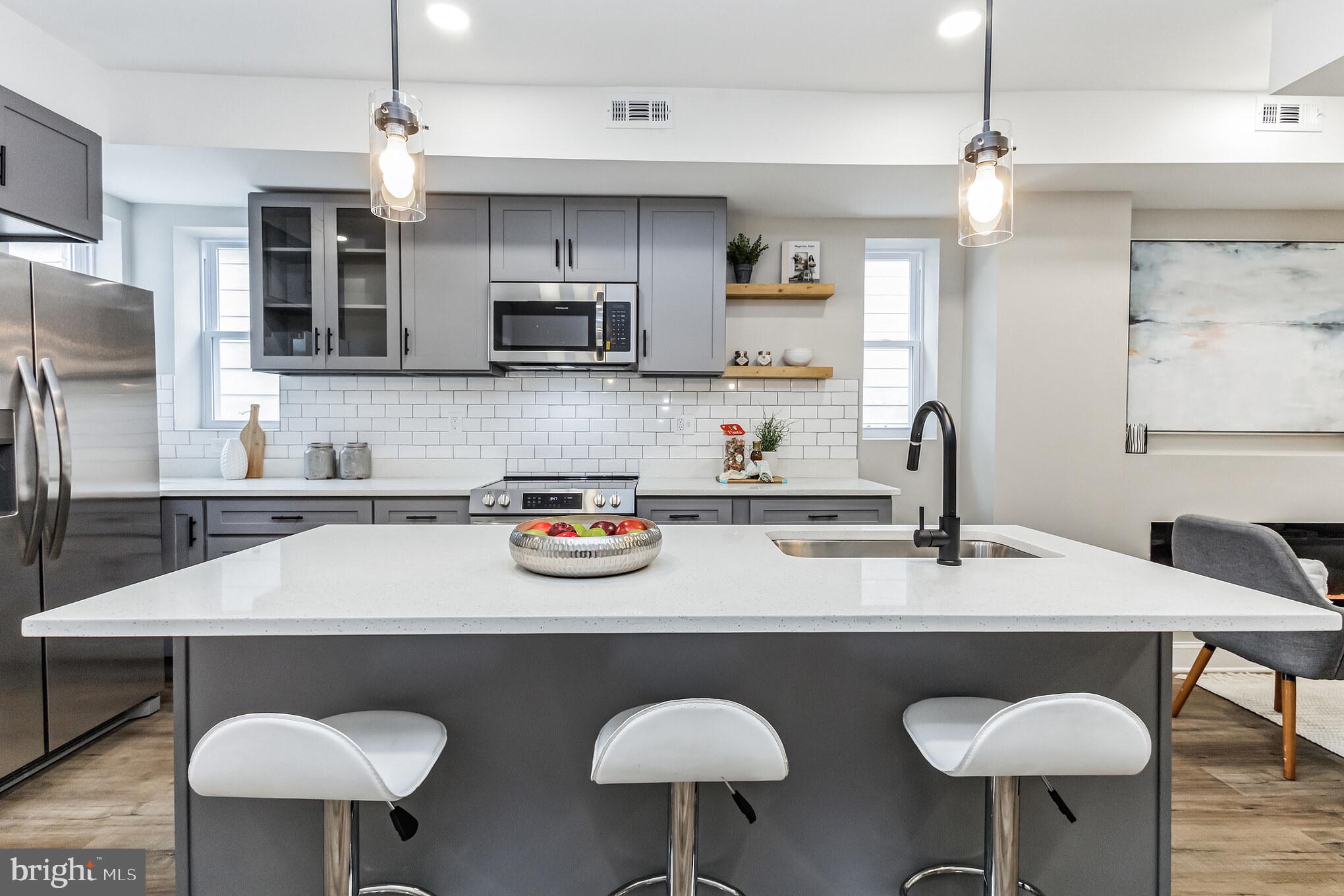 HAMPDEN HISTORIC DISTRICT - Residential